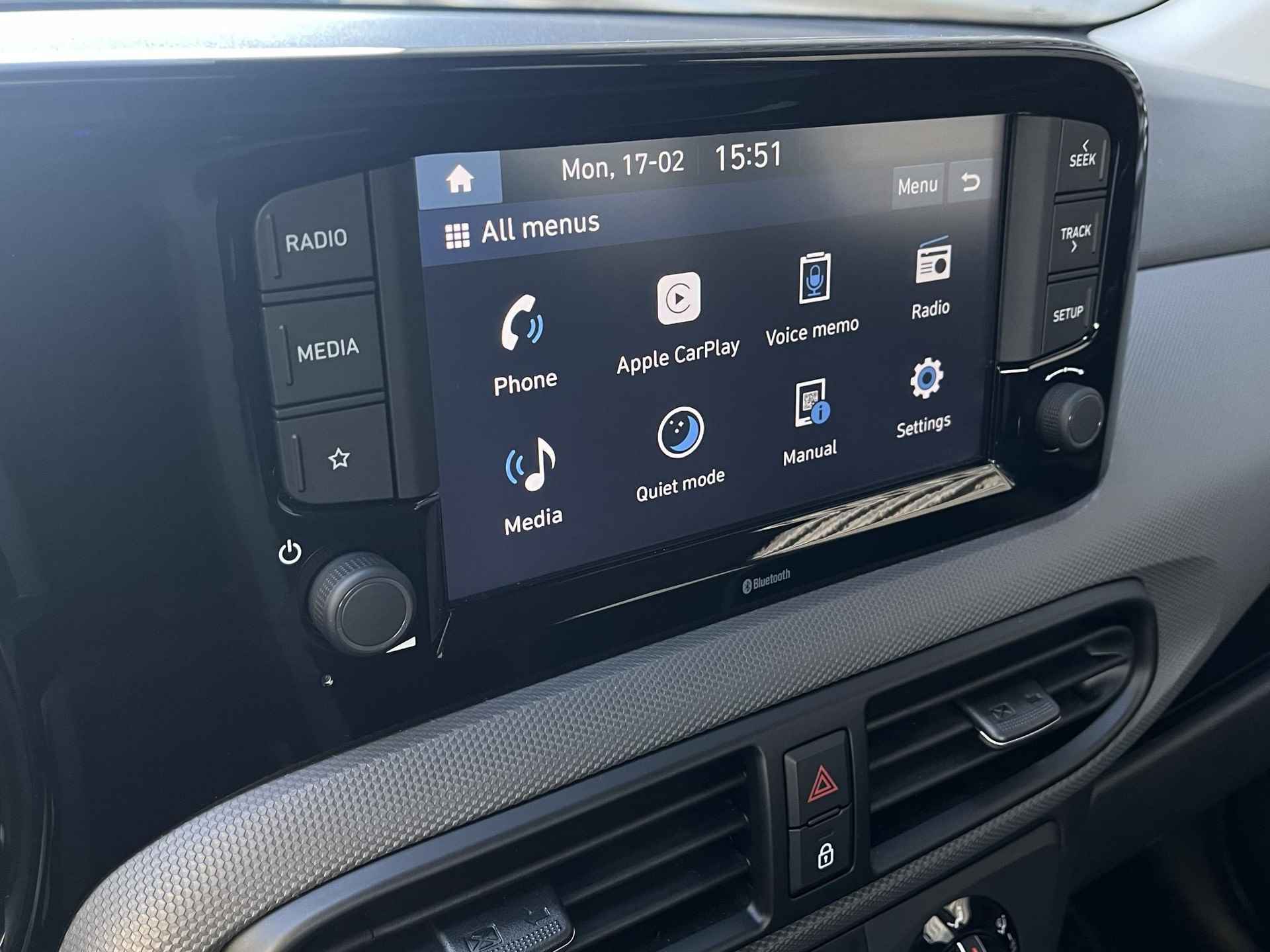 Hyundai i10 5drs 1.0 Comfort Automaat 5-zits | Apple Carplay & Android Auto | Stoel & stuurverwarming | Fabrieksgarantie 02-2029 | - 29/40