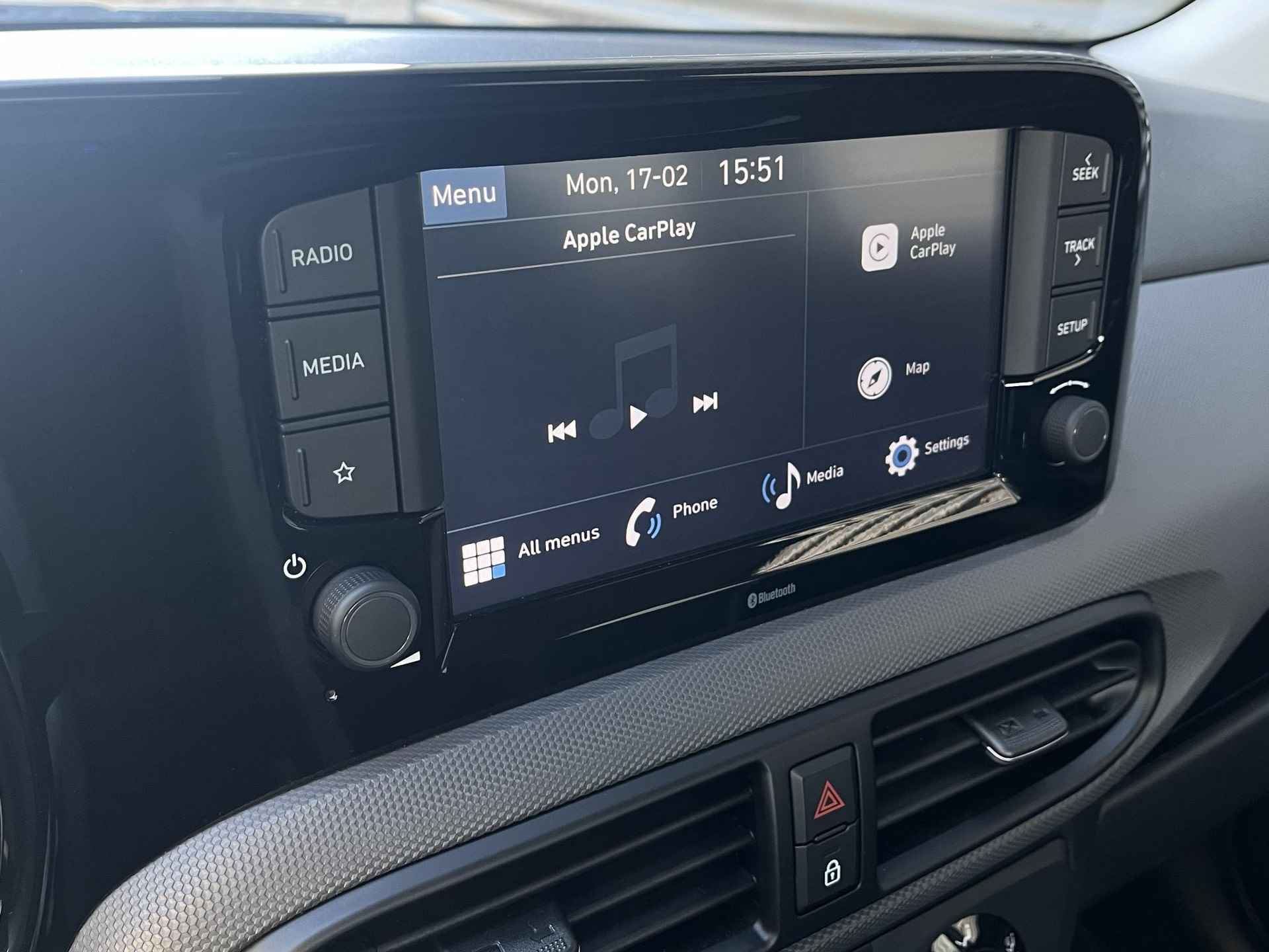 Hyundai i10 5drs 1.0 Comfort Automaat 5-zits | Apple Carplay & Android Auto | Stoel & stuurverwarming | Fabrieksgarantie 02-2029 | - 33/40