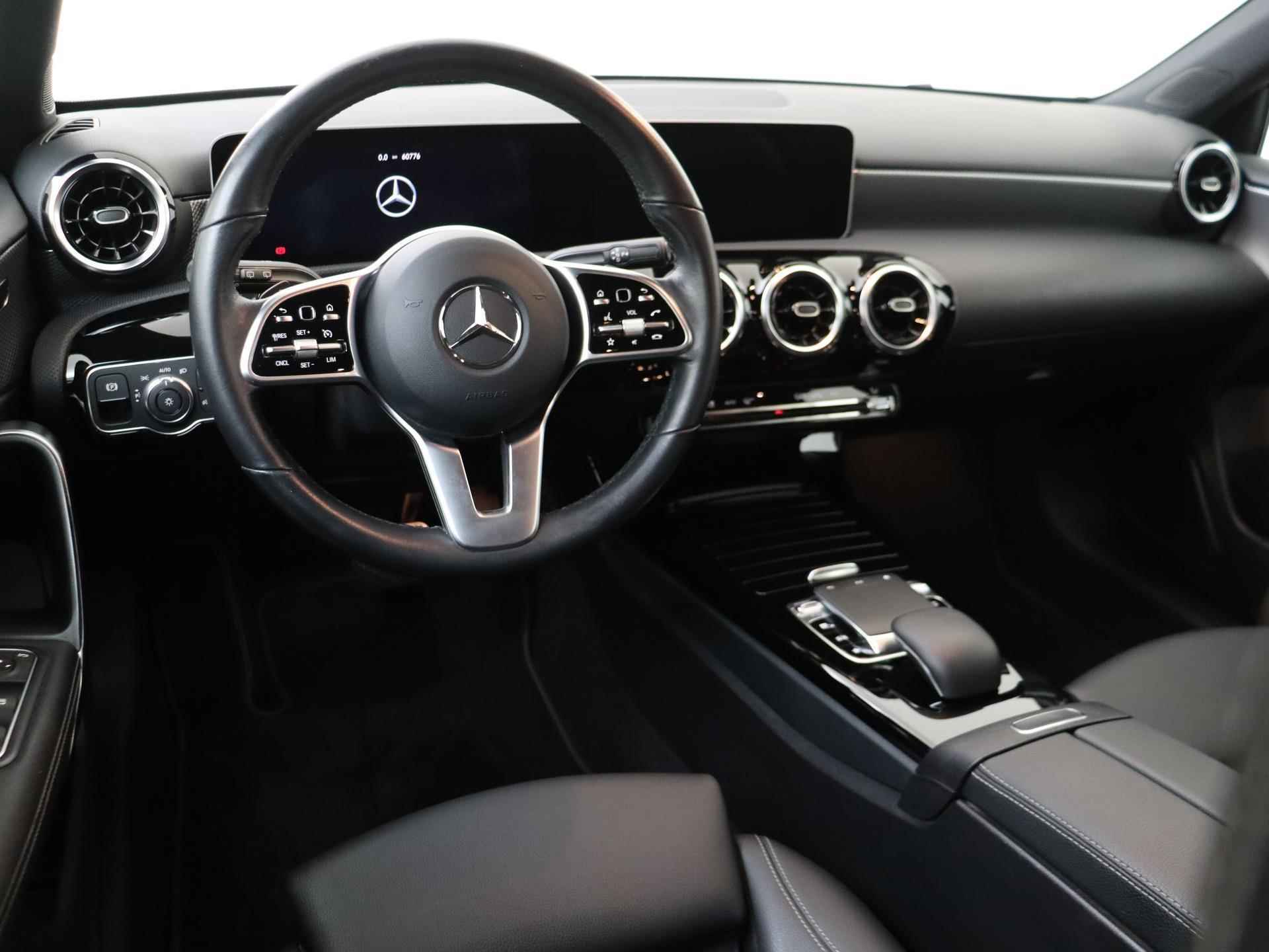 Mercedes-Benz A-klasse 180 Advantage / Nav / Camera / Stoelverwarming - 6/32