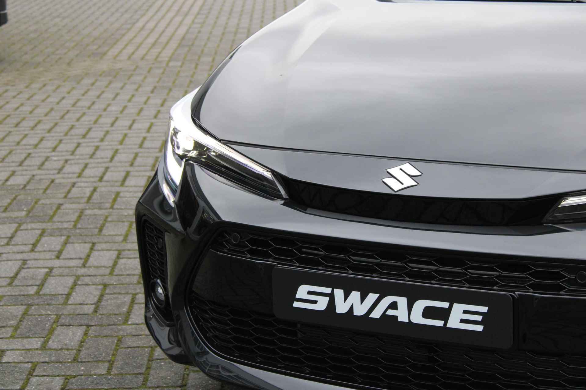 Suzuki Swace 1.8 Hybrid Style | DIRECT LEVERBAAR | VAN €39.489 VOOR €36.925 | PARKEERSENSOREN VÓÓR EN ACHTER | APPLE CARPLAY/ANDRIOD AUTO | - 4/24