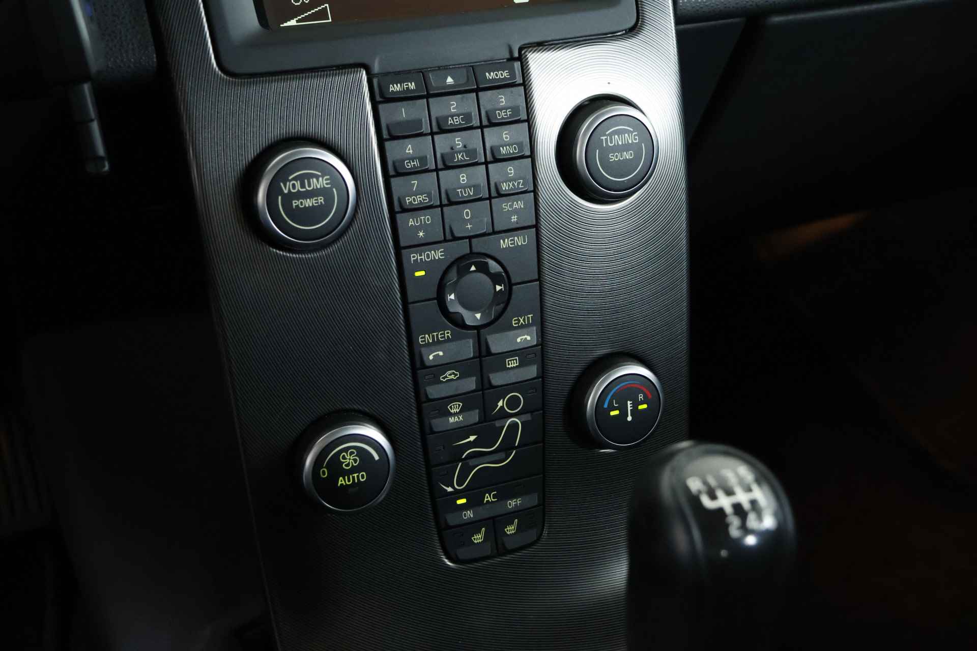 Volvo V50 1.6 D2 Business Edition / Bi-Xenon / Clima / Cruisecontrol / Bluetooth - 16/25