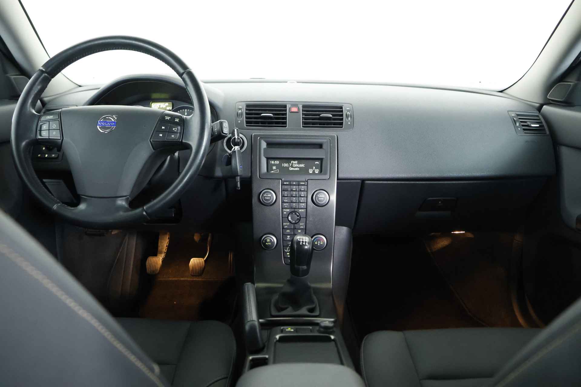 Volvo V50 1.6 D2 Business Edition / Bi-Xenon / Clima / Cruisecontrol / Bluetooth - 23/25