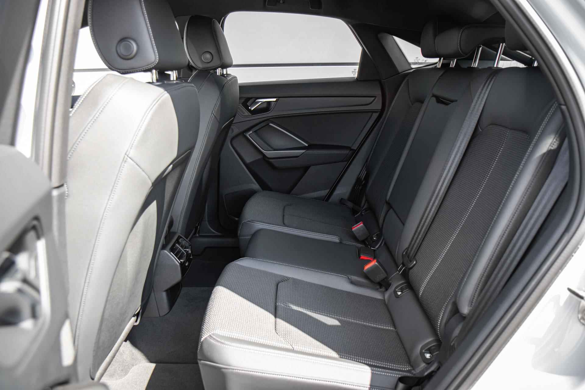 Audi Q3 Sportback 45 TFSI e 245pk S Edition | Sportstoelen | Adaptive cruise | Stoelverwarming | Achteruitrijcamera - 15/46