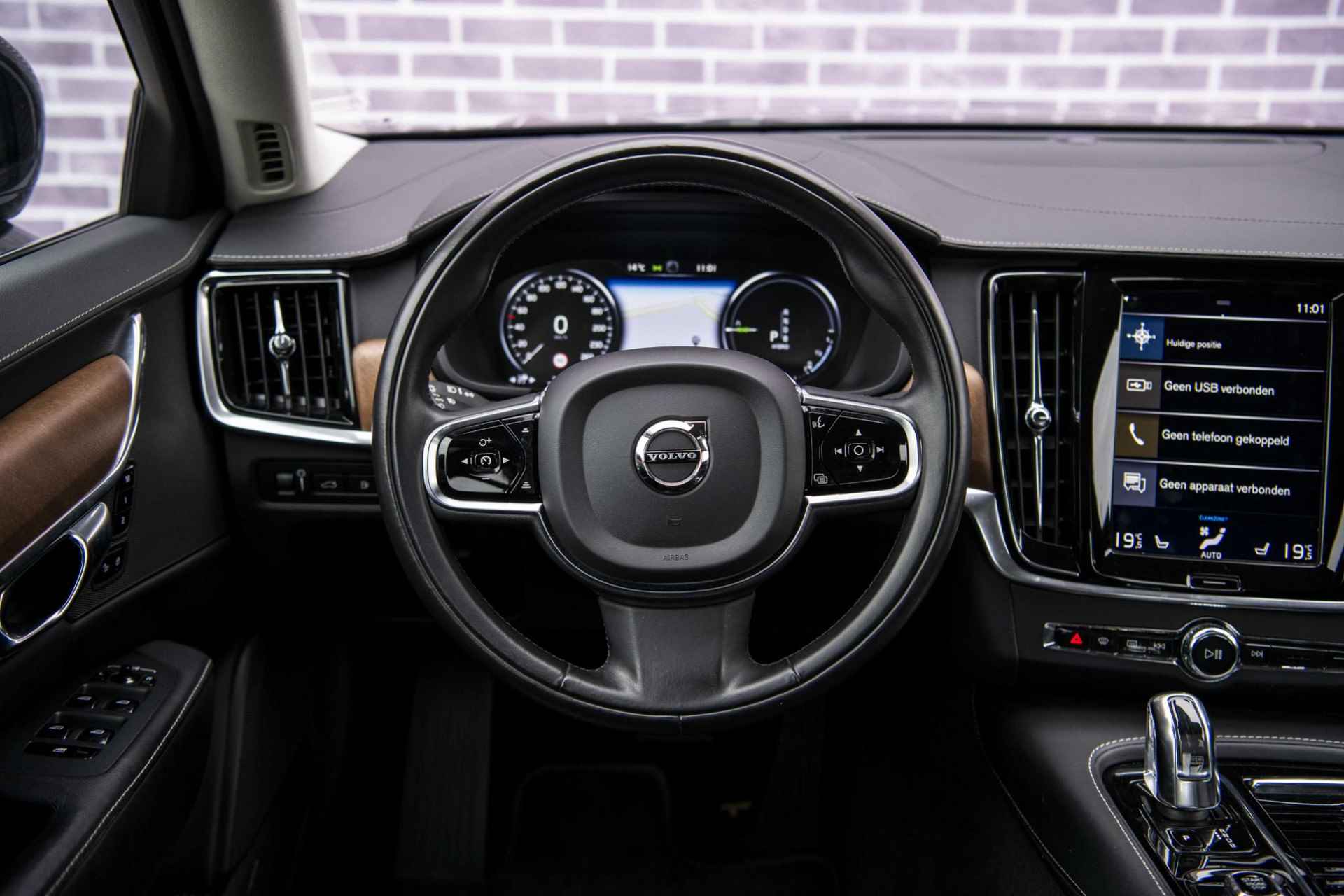 Volvo S90 T8 Recharge AWD Inscription Plus | Voorstoelen met massage en ventilatie | Parkeerverwarming | Park Assist Pilot | Stoel/stuur/achterbankverwarming | Adaptive cruise | Voorruitverwarming | DAB+ - 8/41