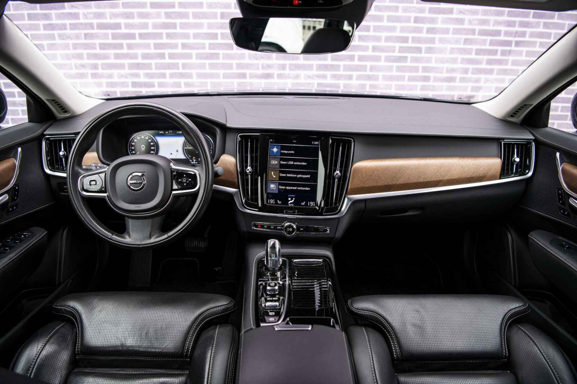 Volvo S90 T8 Recharge AWD Inscription Plus | Voorstoelen met massage en ventilatie | Parkeerverwarming | Park Assist Pilot | Stoel/stuur/achterbankverwarming | Adaptive cruise | Voorruitverwarming | DAB+ - 9/41