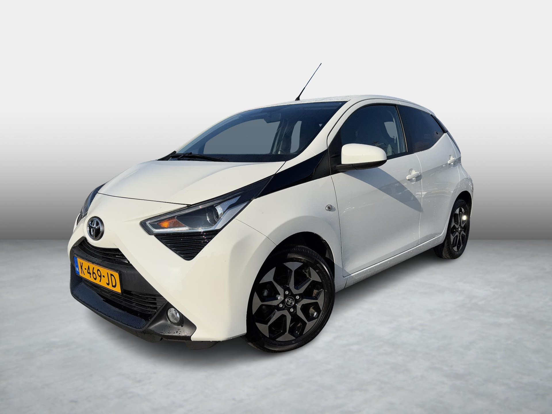 Toyota Aygo 1.0 VVT-i x-joy