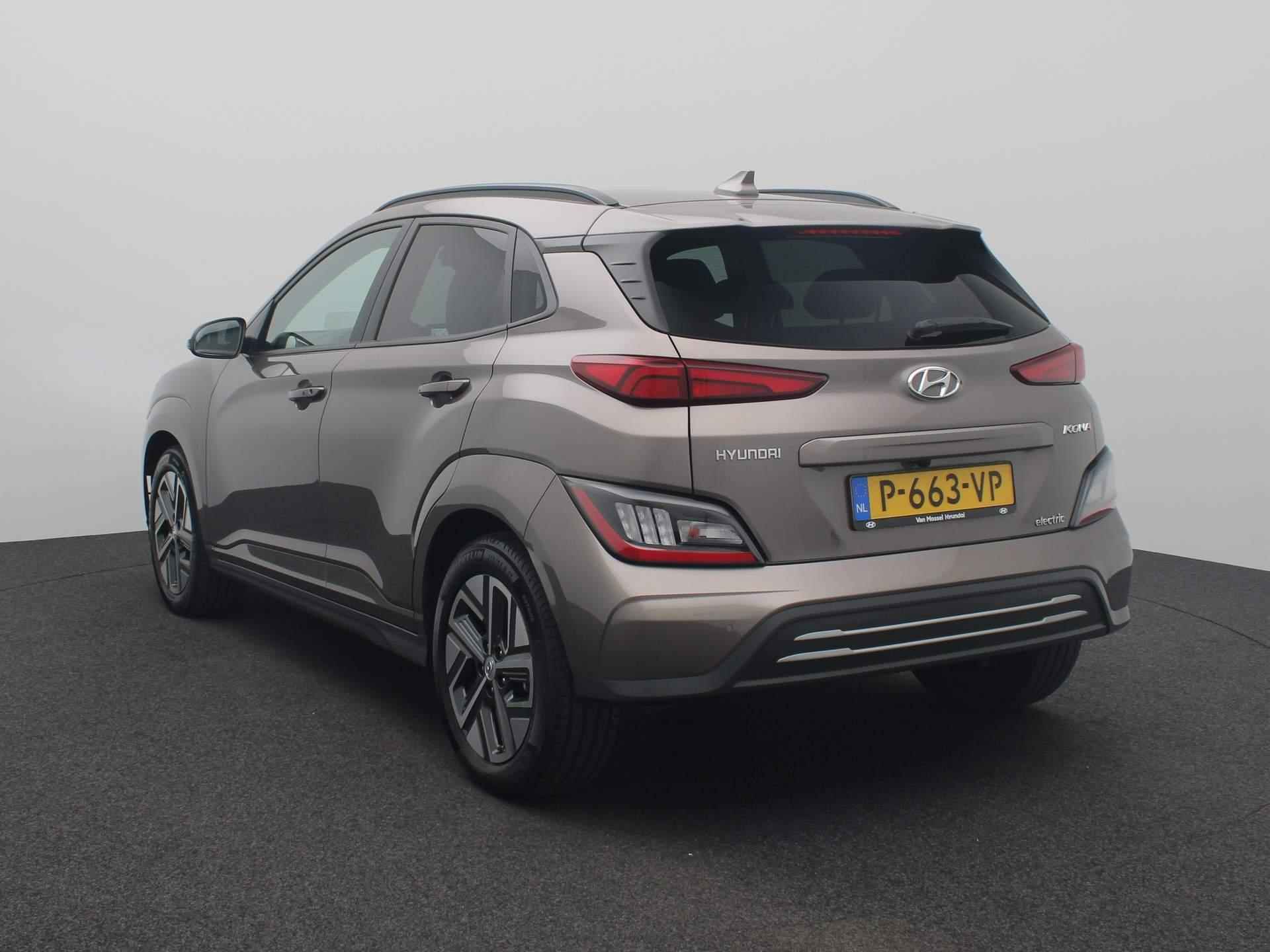 Hyundai Kona EV Premium 64 kWh | Head-Up | Keyless | Elekr.stoelen | KRELL Audio | Stoel-stuurwielverwarming | Stoelventilatie | Climate control - 2/48