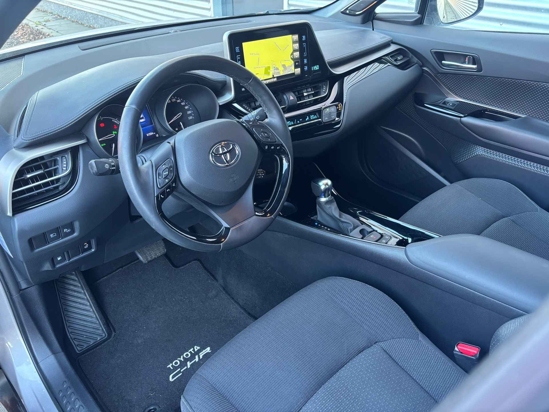 Toyota C-HR 1.8 Hybrid Style Ultimate | Led kopl. | Stoelvw | JBL | Navi | 18" L.M. | Zwart dak | - 4/38