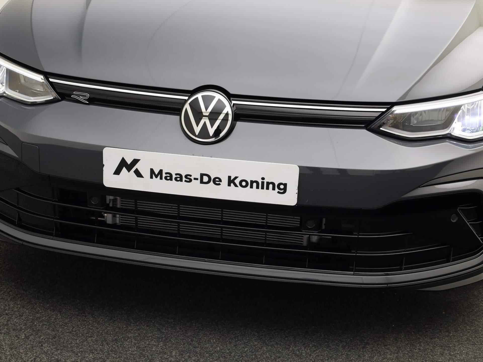 Volkswagen Golf 1.5eTSI/150PK R-Line DSG · Navigatie · Parkeersensoren · Stoel-/stuurverwarming - 27/43