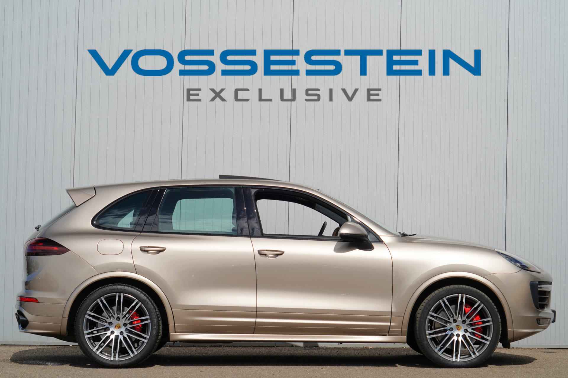 Porsche Cayenne 3.6 GTS / Pano / ACC / Side-Assist / 4x Stoelkoeling / Stuurverw. / Luchtvering / Carbon / Orig. NL - 42/46