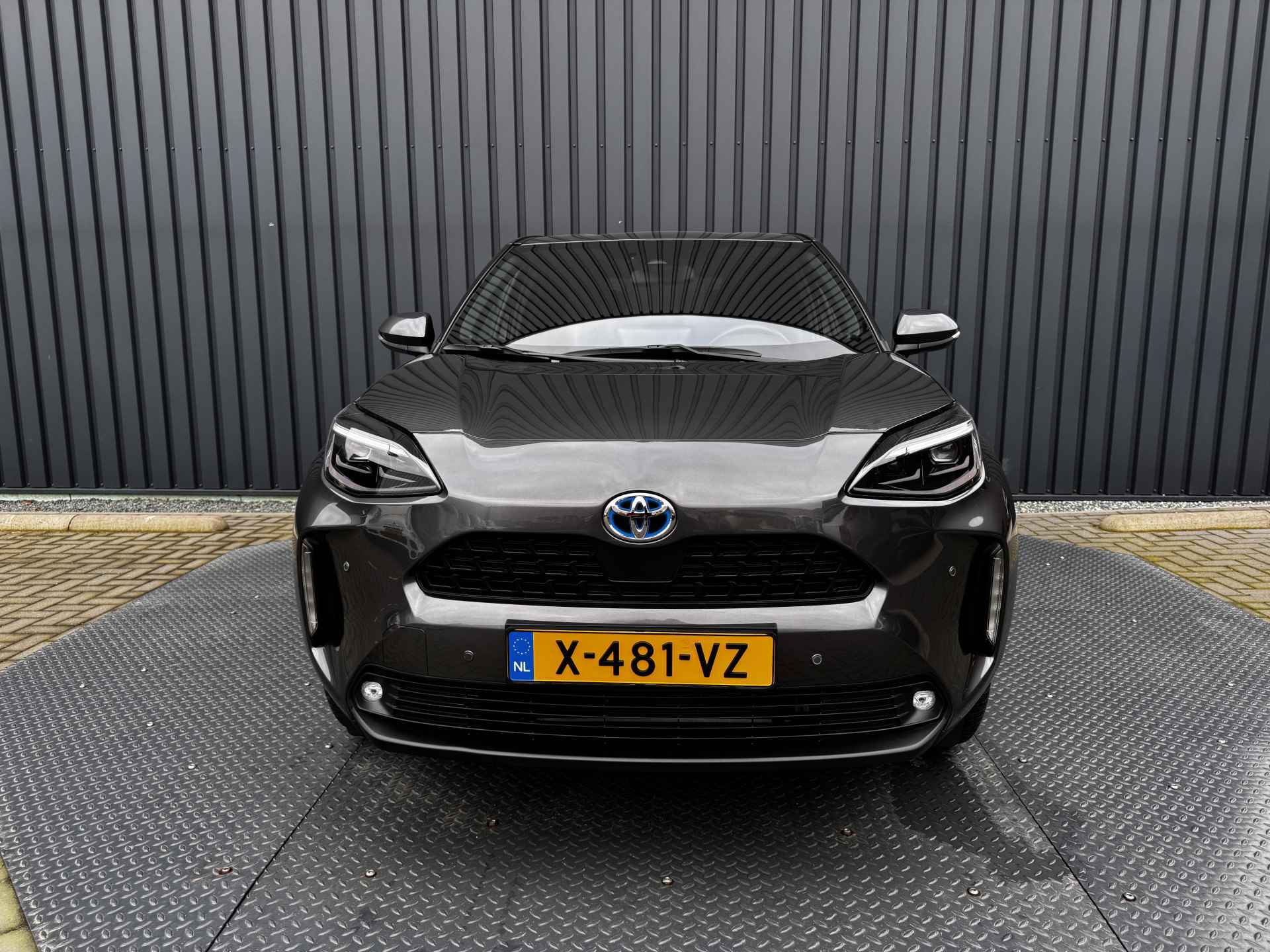 Toyota Yaris Cross 1.5 Hybrid Explore | Stoel & Stuur verwarming | PDC V&A | Prijs Rijklaar!! - 28/42
