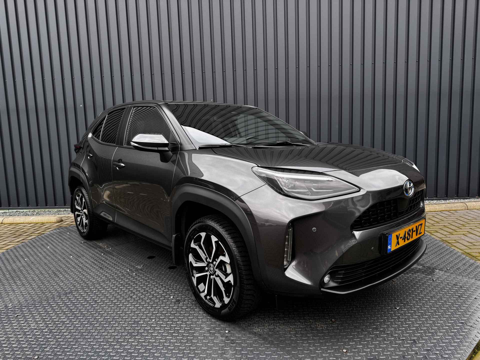 Toyota Yaris Cross 1.5 Hybrid Explore | Stoel & Stuur verwarming | PDC V&A | Prijs Rijklaar!! - 39/42