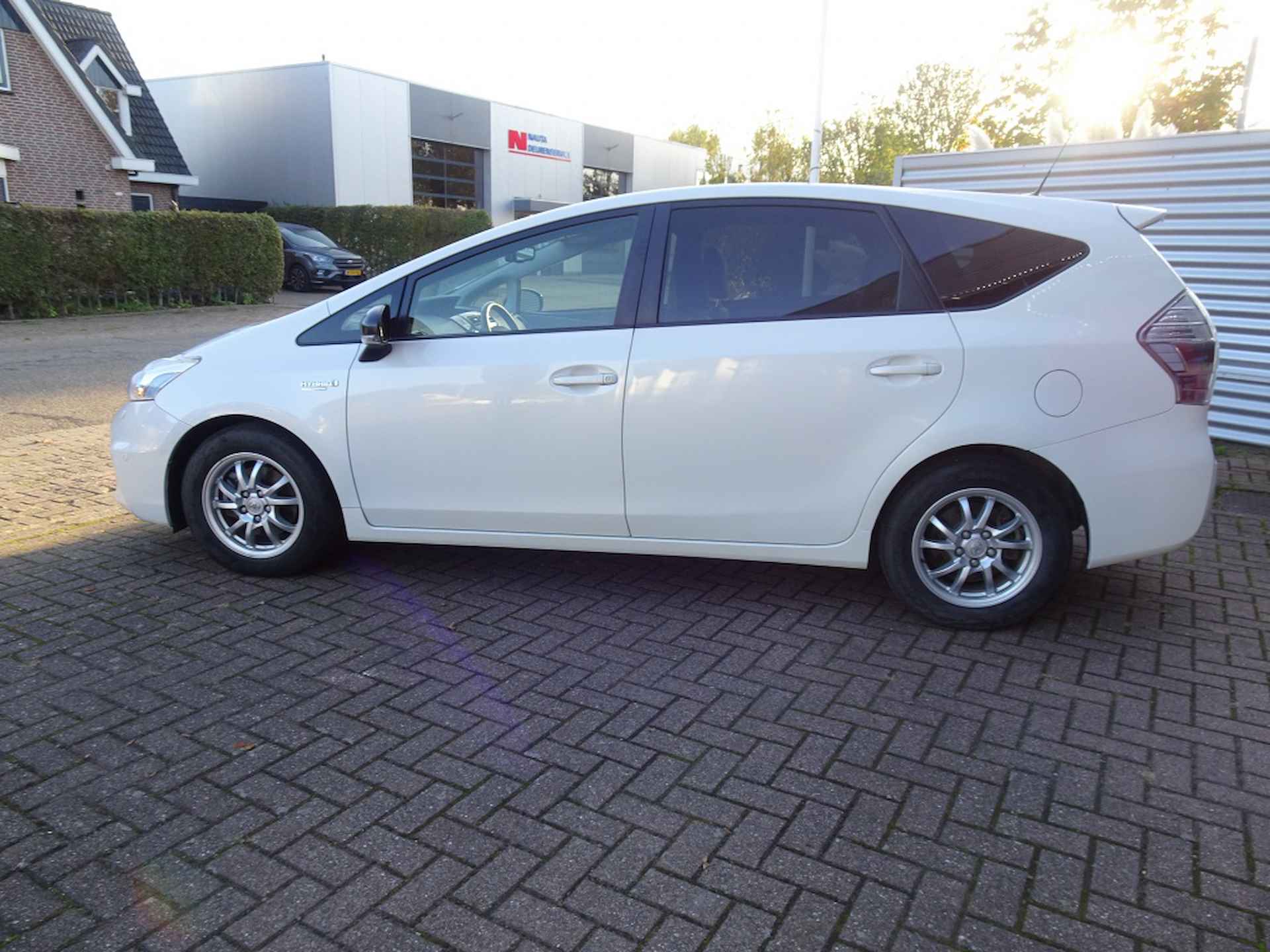 Toyota Hibryde Prius Wagon 7 personen 1.8 Dyn. Bns 96g - 8/26