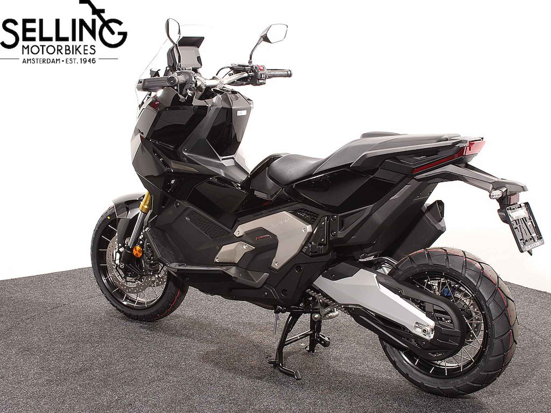 Honda X-ADV 750 Graphite Black - 3/10