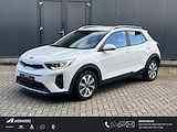 Kia Stonic 1.0 T-GDi MHEV DynamicPlusLine Automaat / Fabriekgarantie tot 26-07-2028 / Navigatie / Achteruitrijcamera / Stuur Verwarming / Stuur verwarming / Cruise Control