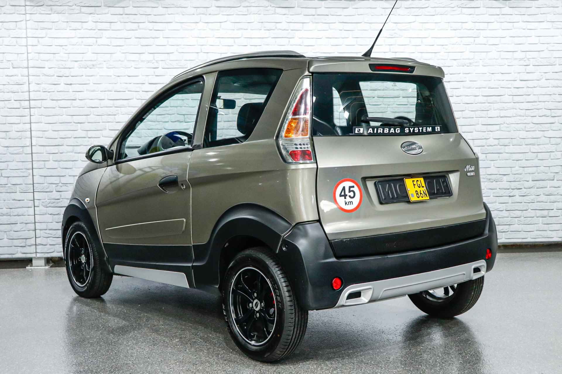 Microcar Brommobiel M.GO Highland X DCI / Achteruitrijcamera - 13/19