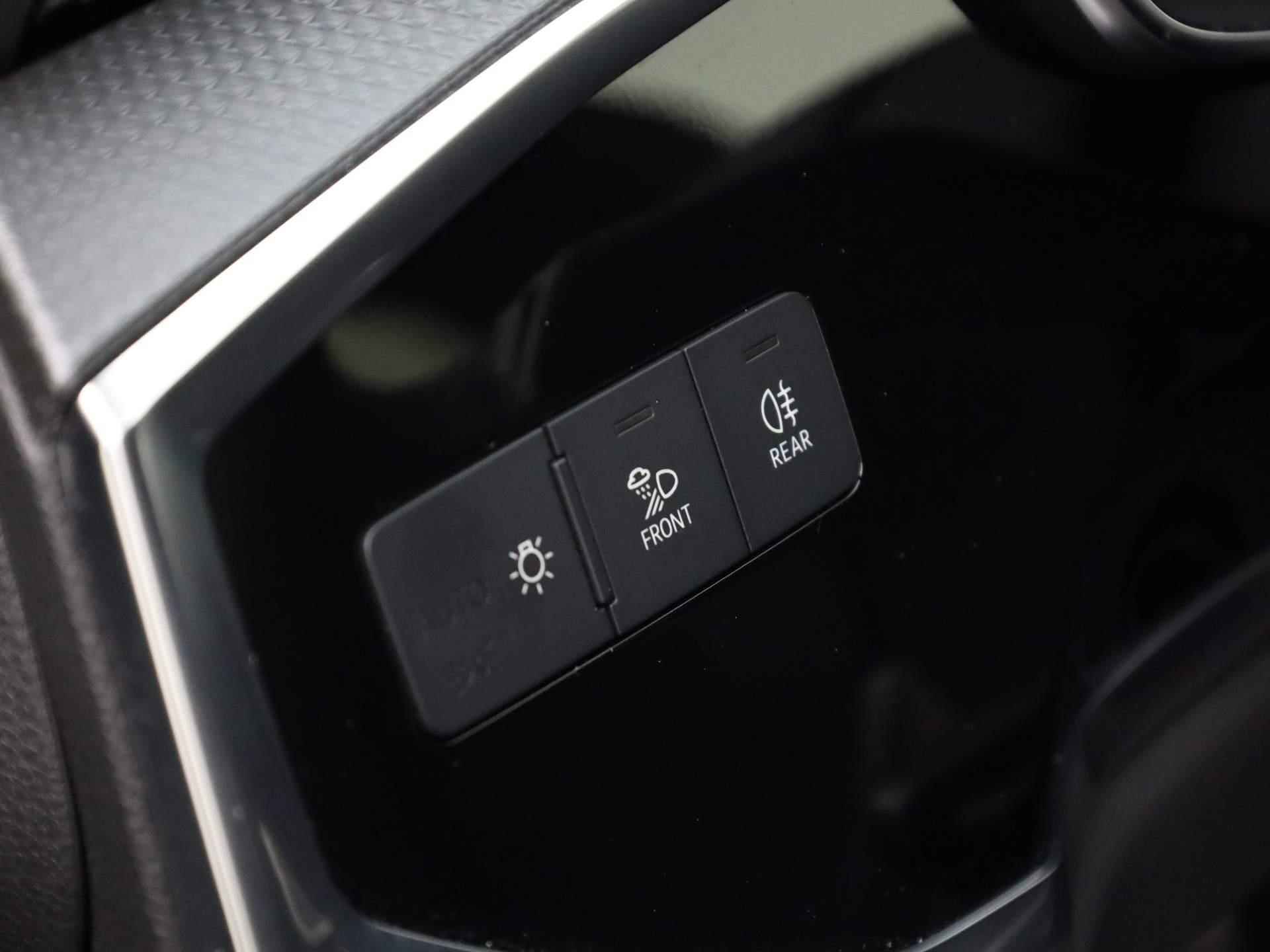 Audi Q3 35 TFSI/150PK S Line · Drive select · Leder/stof · Navigatie - 22/43