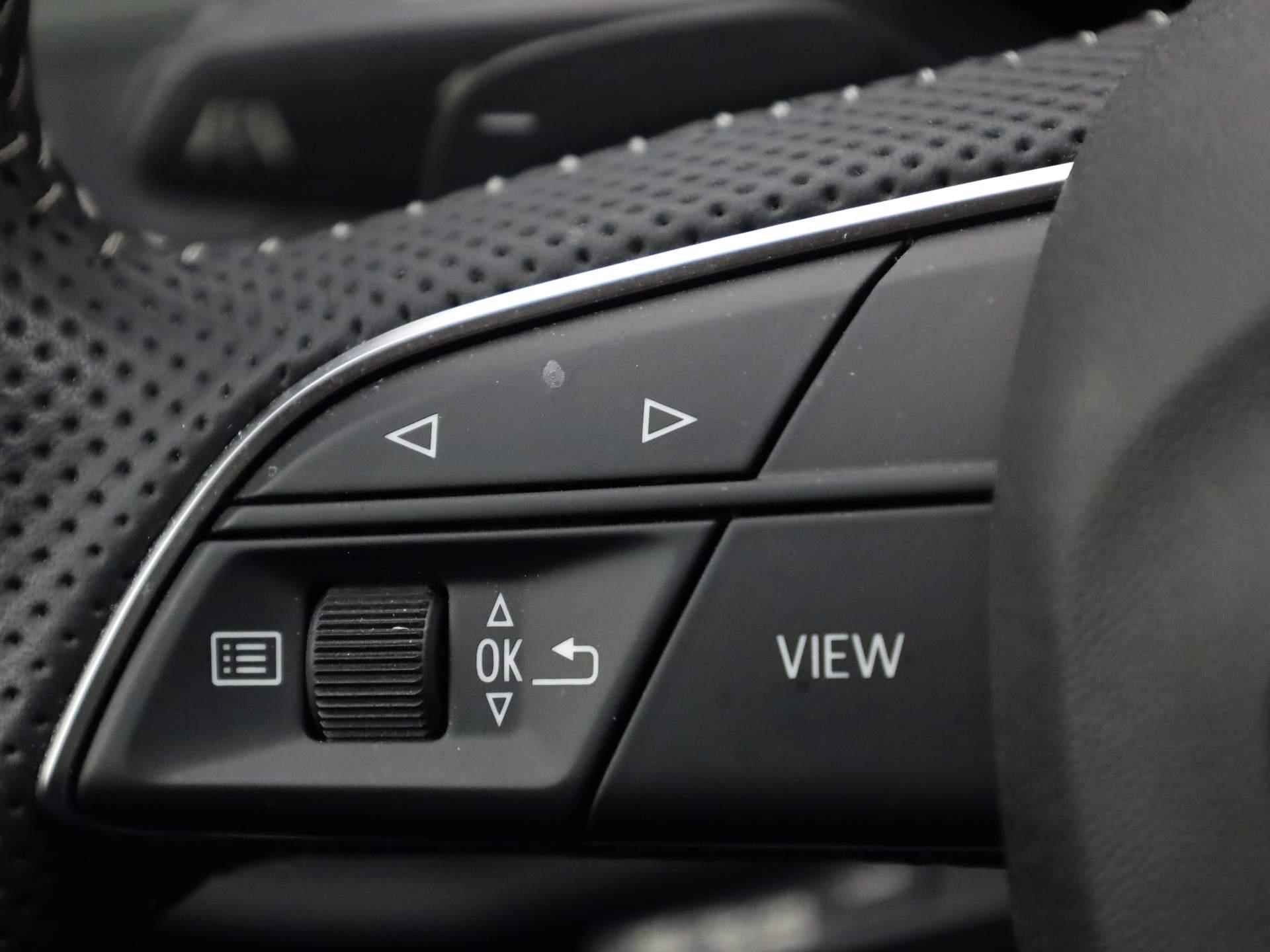 Audi Q3 35 TFSI/150PK S Line · Drive select · Leder/stof · Navigatie - 23/43