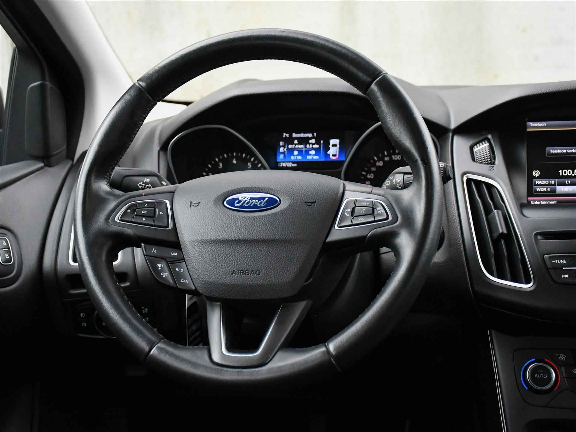 Ford Focus Titanium 1.0 EcoBoost 125pk CRUISE.C | PDC | AUTOM. INPARK. | NAVI | QUICK CLEAR | 17''LM | CLIMA | 12 MND GARANTIE - 12/31