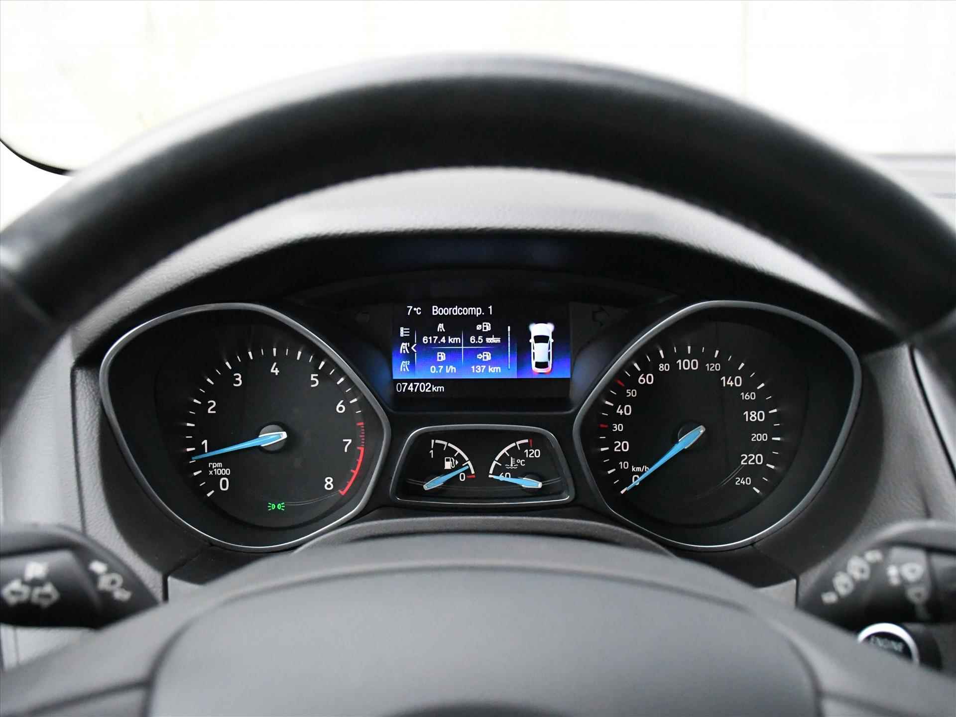 Ford Focus Titanium 1.0 EcoBoost 125pk CRUISE.C | PDC | AUTOM. INPARK. | NAVI | QUICK CLEAR | 17''LM | CLIMA | 12 MND GARANTIE - 13/31