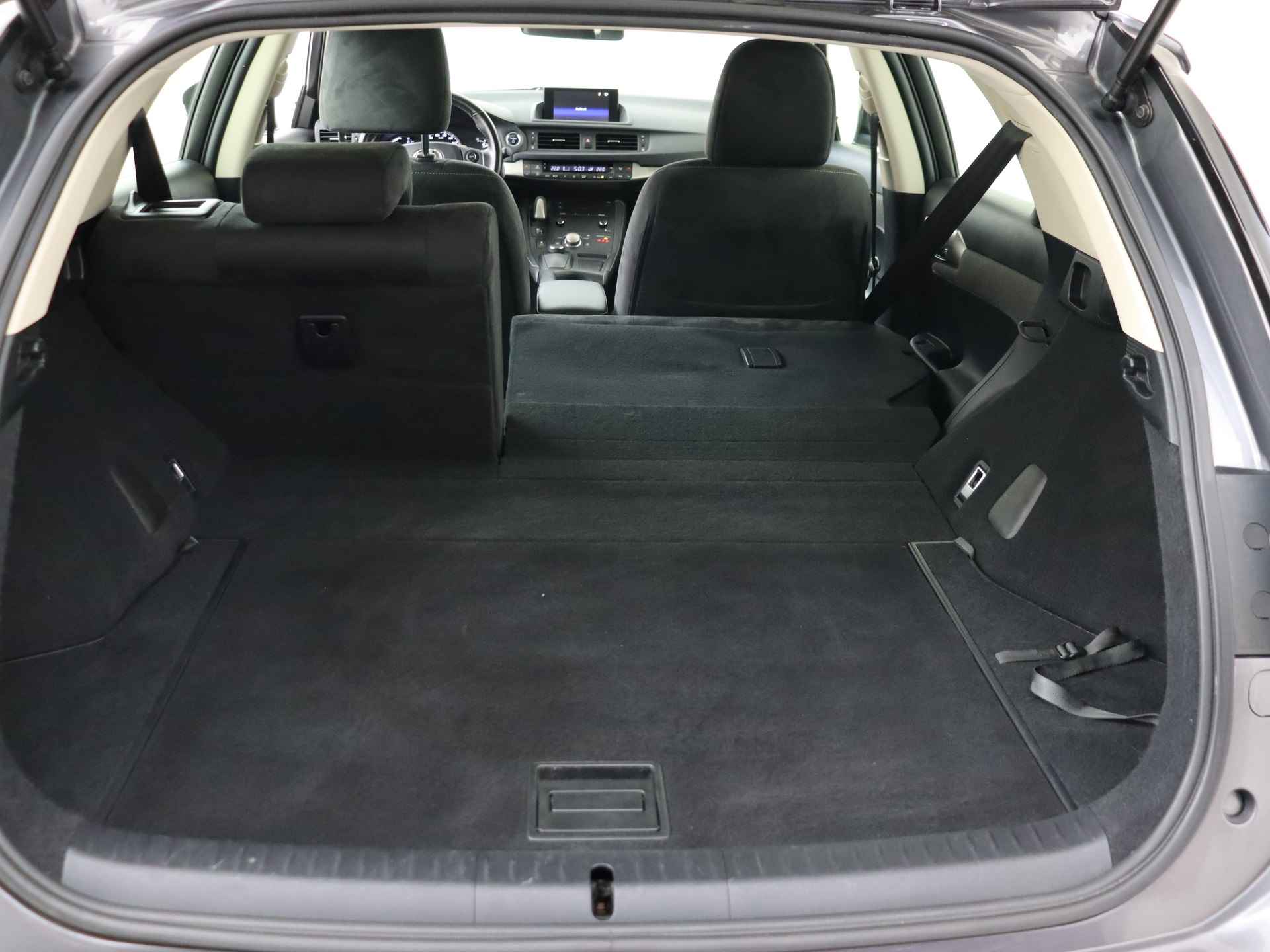 Lexus CT 200h Business Line Limited | Parkeersensoren | Navigatie | Bluetooth | - 39/46