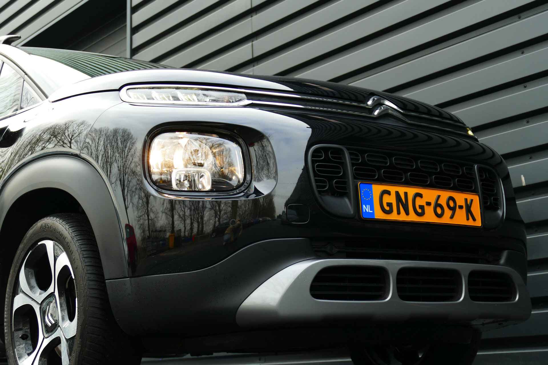 Citroën C3 Aircross 1.2 PURETECH 110PK SHINE - 9/32