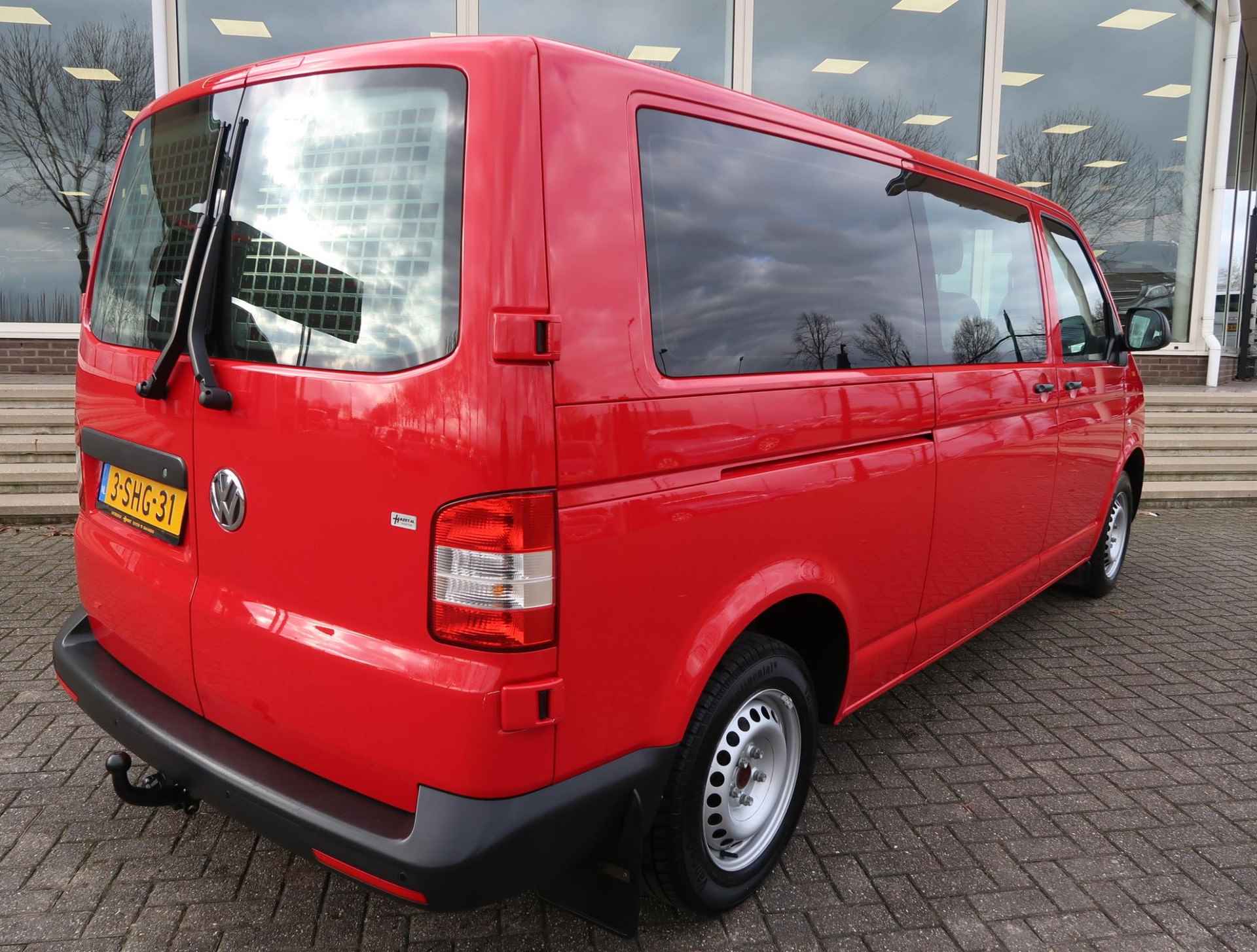 Volkswagen Transporter Kombi 2.0 TDI 140 PK DSG AUT. L2H1 PERSONENBUS + NAVIGATIE / TREKHAAK - 3/36