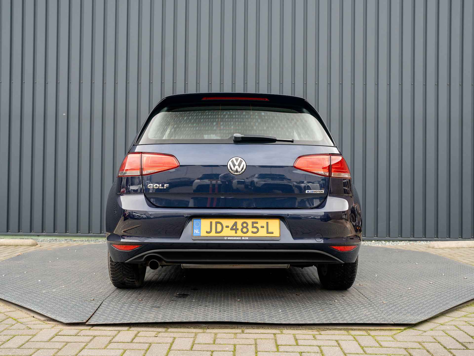 Volkswagen Golf 1.0 TSI 116PK DSG Trendline | Apple Carplay / Android Auto | Parkeersensoren | Prijs Rijklaar!! - 39/45