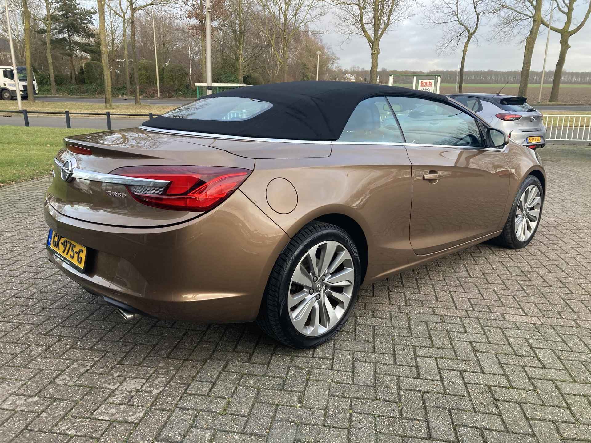 Opel Cascada 1.6 Turbo Cosmo | ECC | Navi | Winterpakket | Elektrisch Pakket | Leder | AGR | Parkpilot | 19"LM-Velgen | Trekhaak | Dealer onderhouden - 14/56