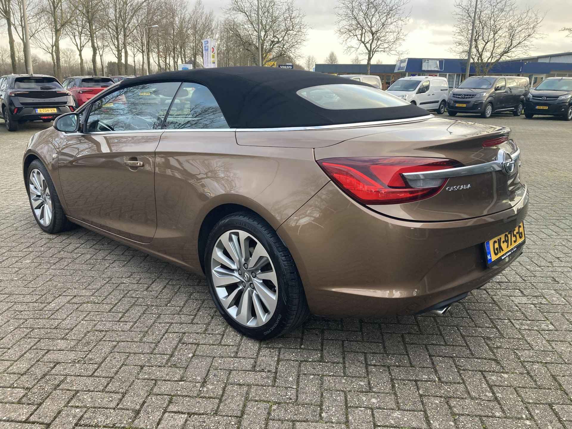 Opel Cascada 1.6 Turbo Cosmo | ECC | Navi | Winterpakket | Elektrisch Pakket | Leder | AGR | Parkpilot | 19"LM-Velgen | Trekhaak | Dealer onderhouden - 16/56