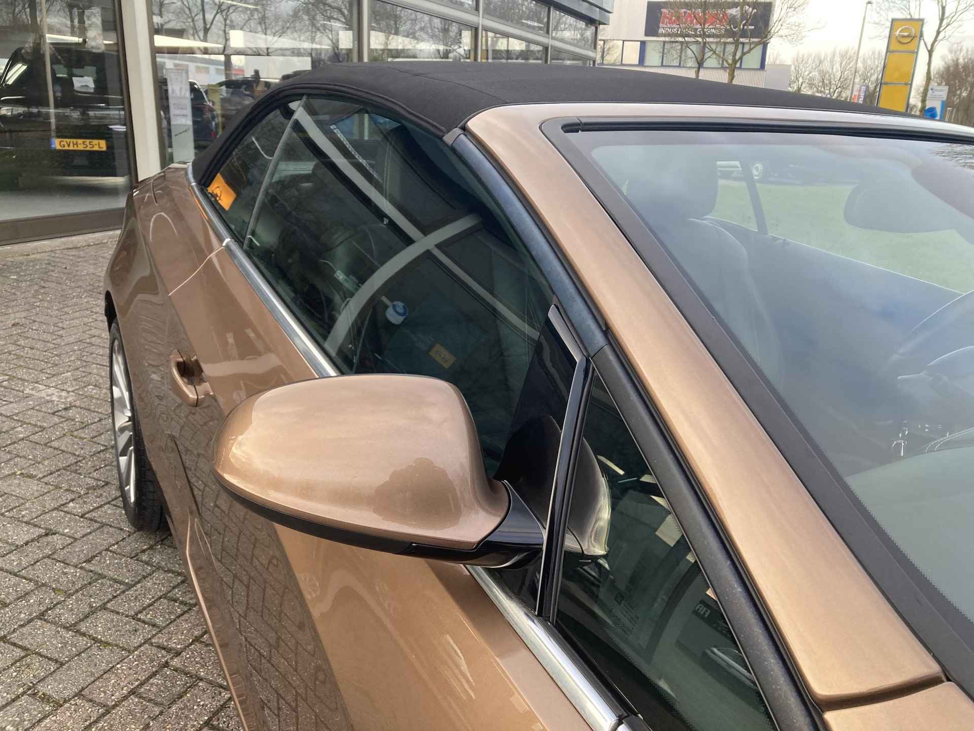 Opel Cascada 1.6 Turbo Cosmo | ECC | Navi | Winterpakket | Elektrisch Pakket | Leder | AGR | Parkpilot | 19"LM-Velgen | Trekhaak | Dealer onderhouden - 21/56