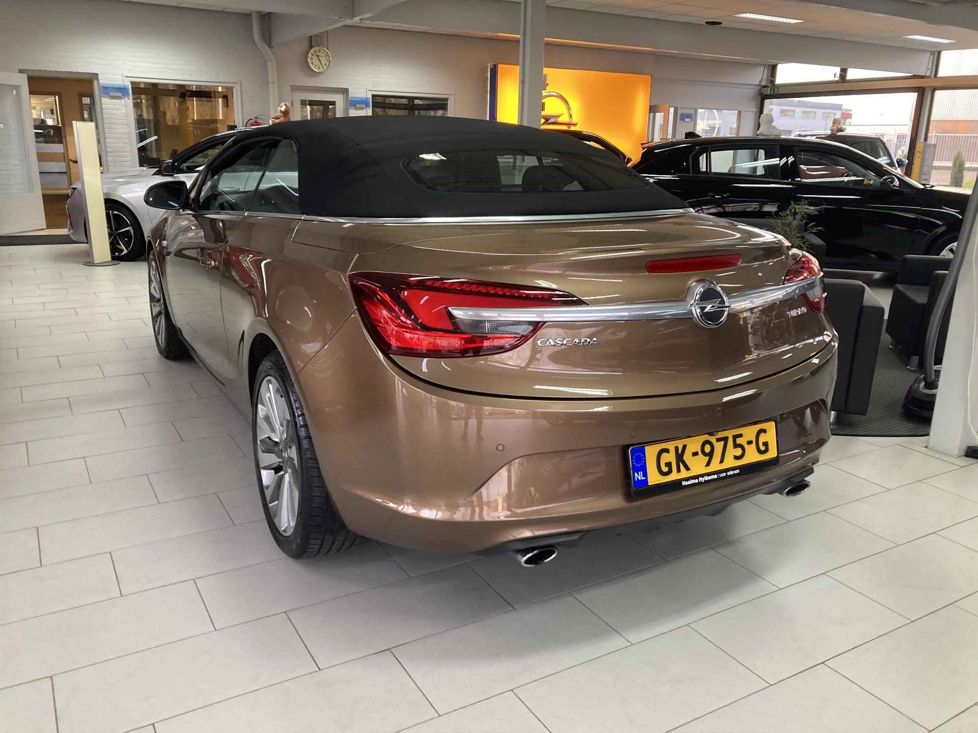 Opel Cascada 1.6 Turbo Cosmo | ECC | Navi | Winterpakket | Elektrisch Pakket | Leder | AGR | Parkpilot | 19"LM-Velgen | Trekhaak | Dealer onderhouden - 54/56