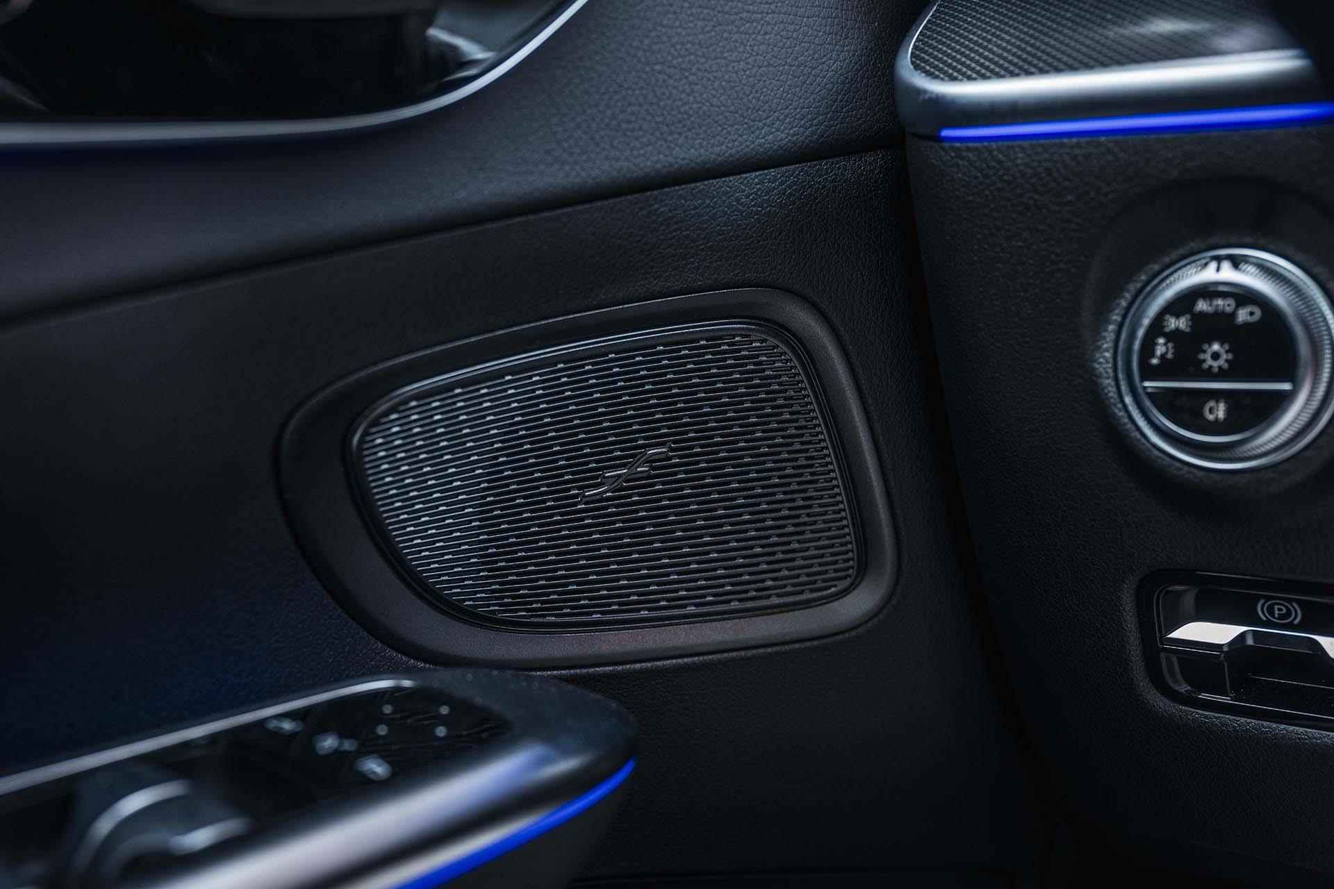 Mercedes-Benz C-klasse 200 Launch Edition Luxury Line | Memory pakket | Sfeerverlichting | Stoelverwarming | Apple carplay | DAB+ | KEYLESS GO | - 21/33