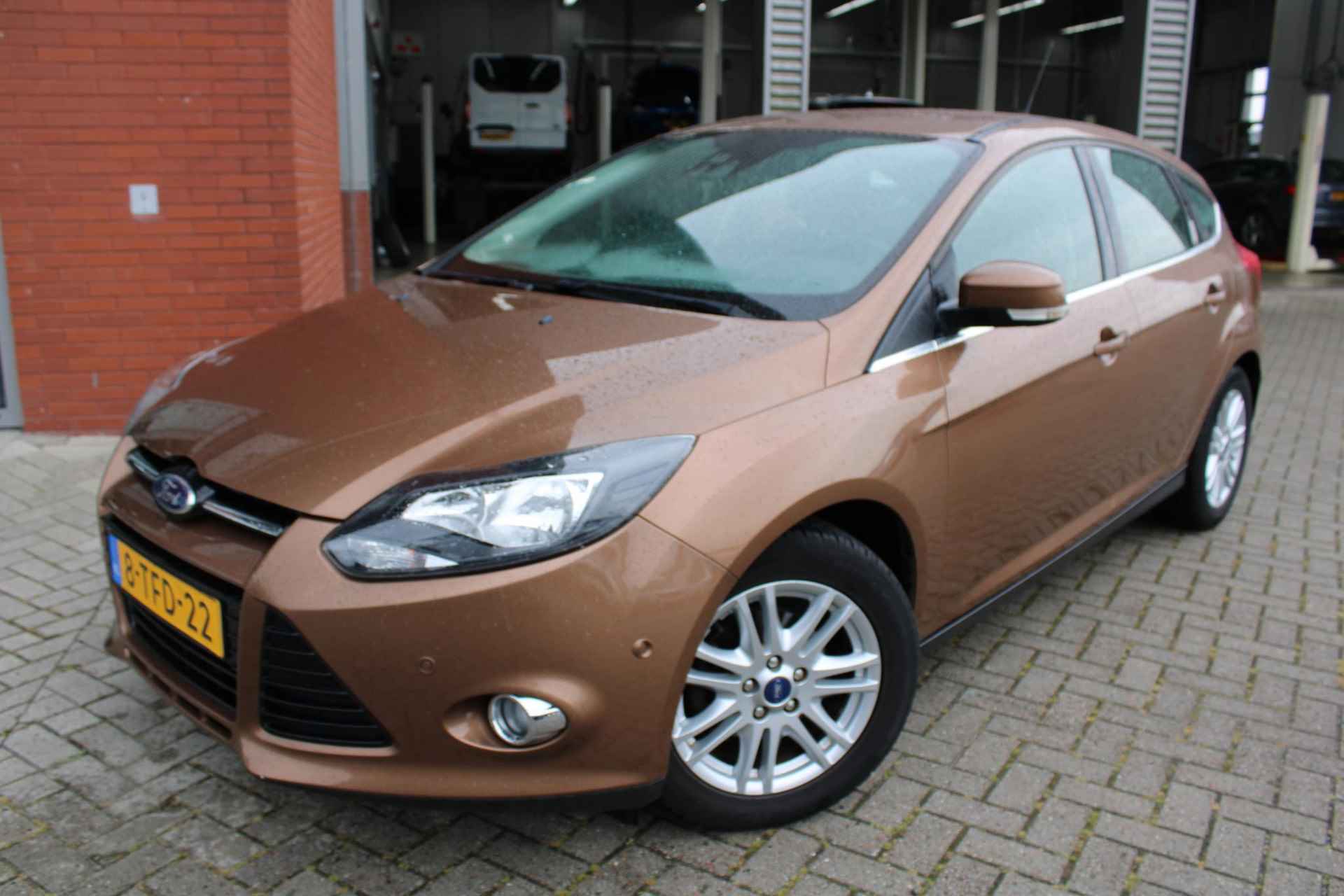 Ford Focus 1.0 EcoBoost 125 PK Titanium | Climate Control | Cruise Control | Voorruitverwarming | PDC V +A | Lichtmetalen Velgen | Dealeronderhouden - 3/22