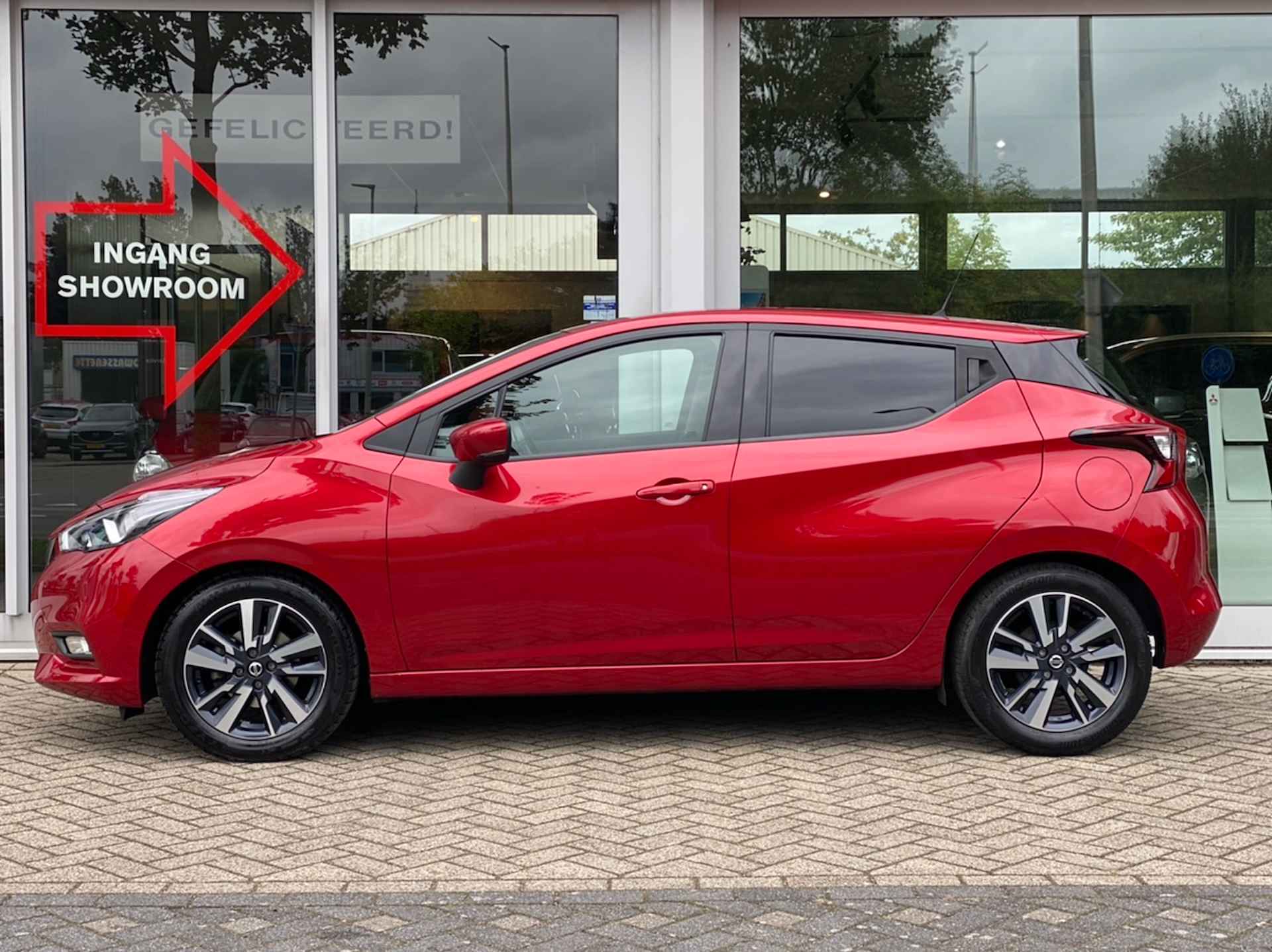 NISSAN Micra 0.9 IG-T 90pk N-Connecta | Navigatie | Clima | 360-camera | Bose | All Season Banden - 3/25