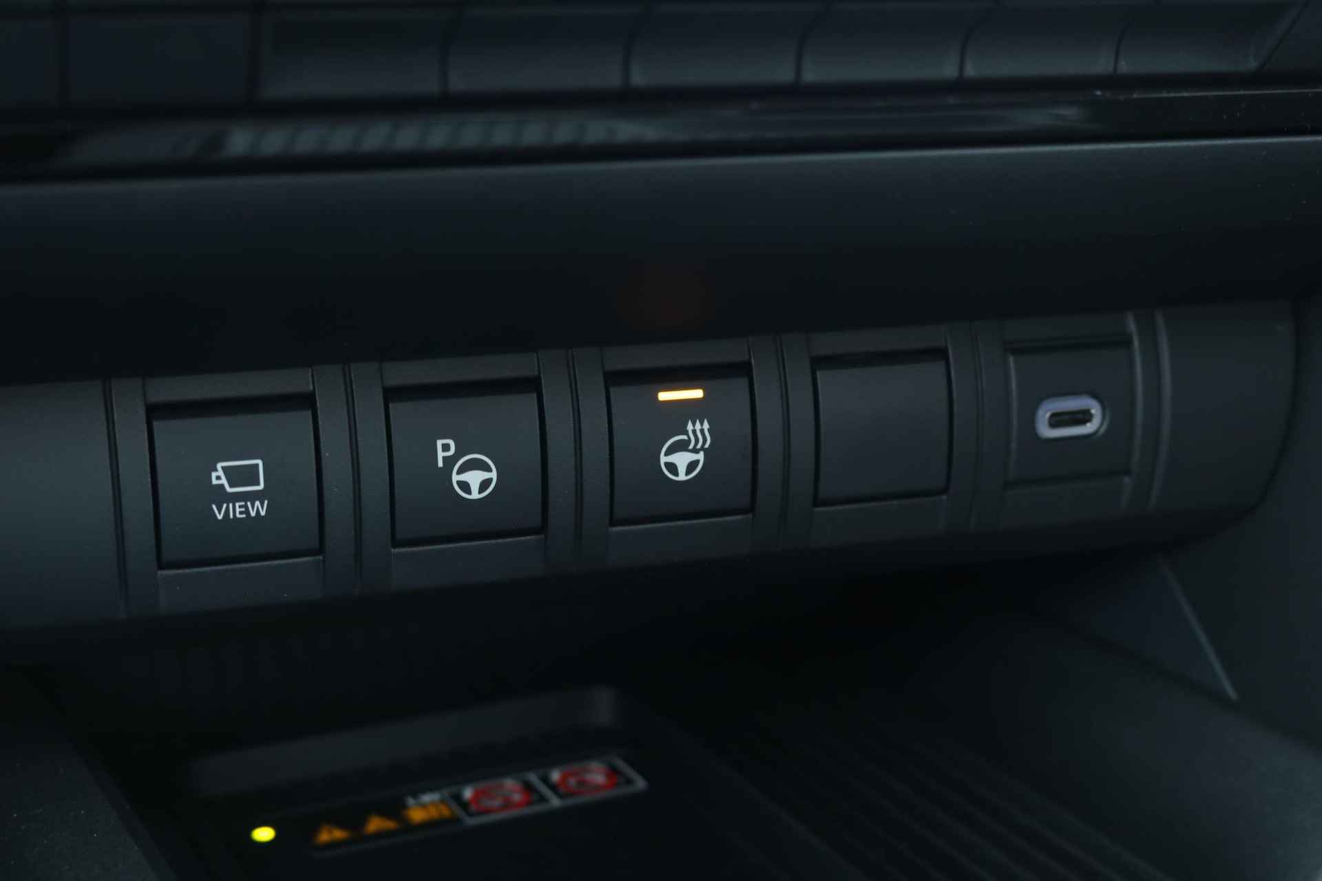 Toyota C-HR Plug-in Hybrid 220 Première Edition, Demo voordeel - 40/47