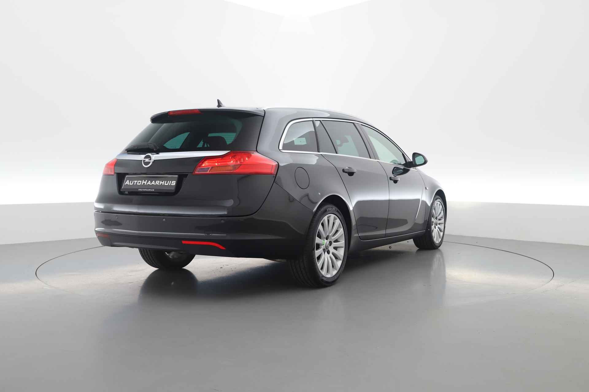 Opel Insignia Sports Tourer 2.0 CDTI Cosmo | Pano | Navi | Stoelver. | Cruise | Leder | - 2/34