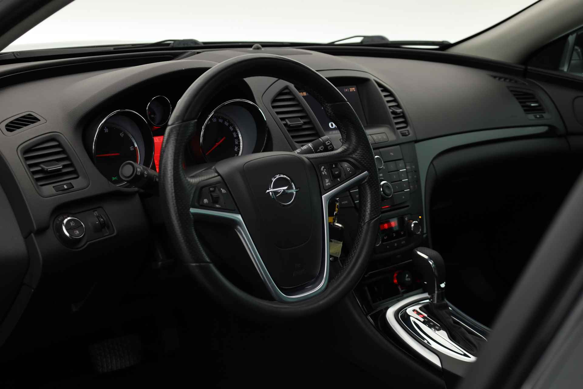 Opel Insignia Sports Tourer 2.0 CDTI Cosmo | Pano | Navi | Stoelver. | Cruise | Leder | - 4/34