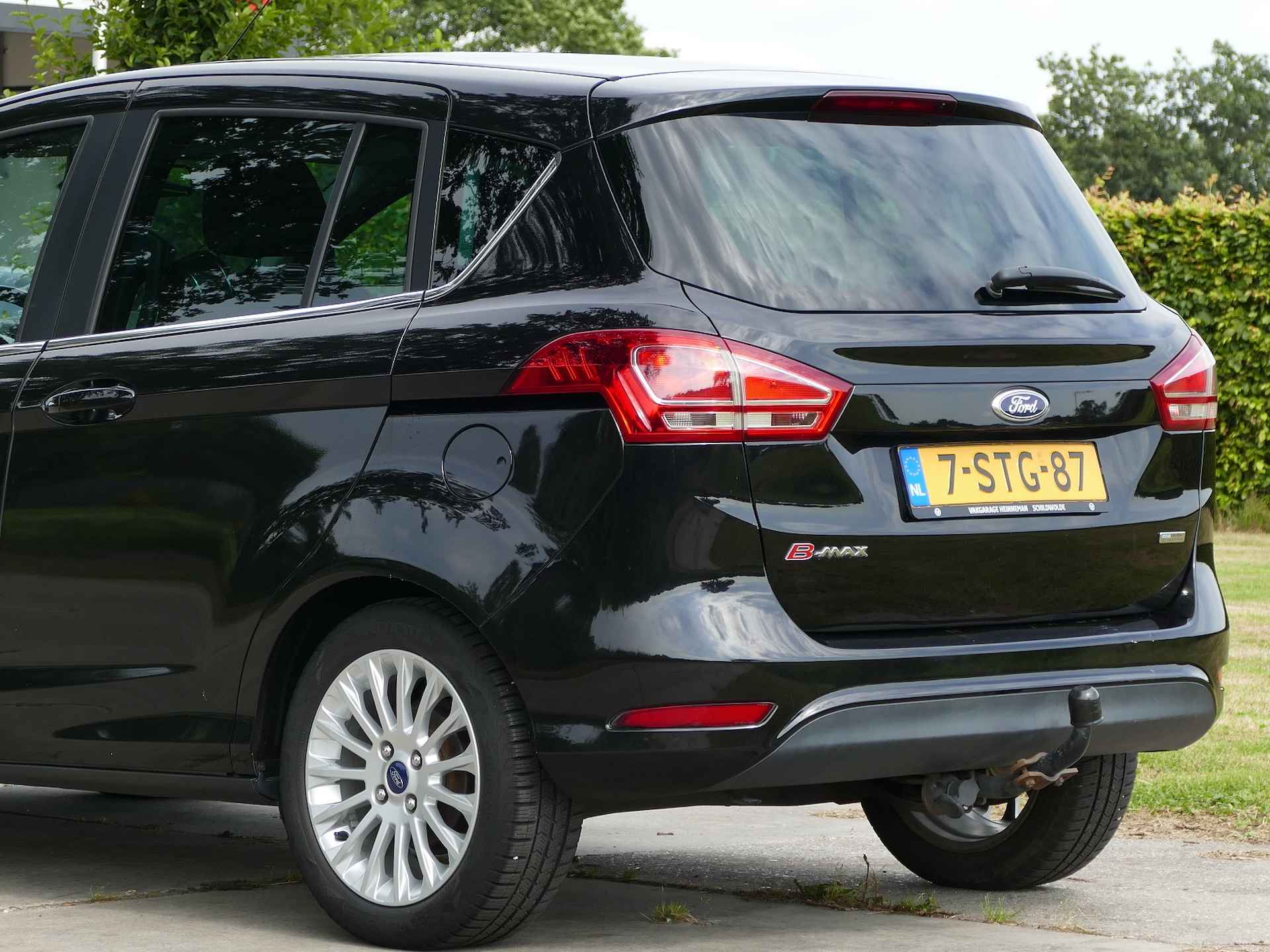 Ford B-MAX 1.0 EcoBoost Titanium | navigatie | all-season-banden | trekhaak | nieuwe distributieriem - 4/44