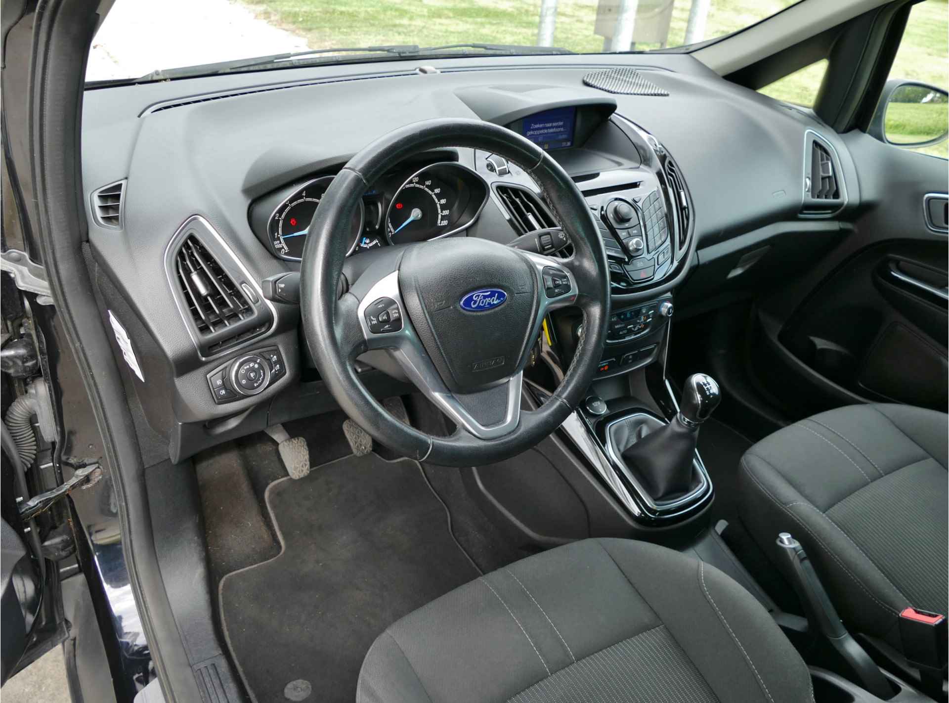 Ford B-MAX 1.0 EcoBoost Titanium | navigatie | all-season-banden | trekhaak | nieuwe distributieriem - 6/44