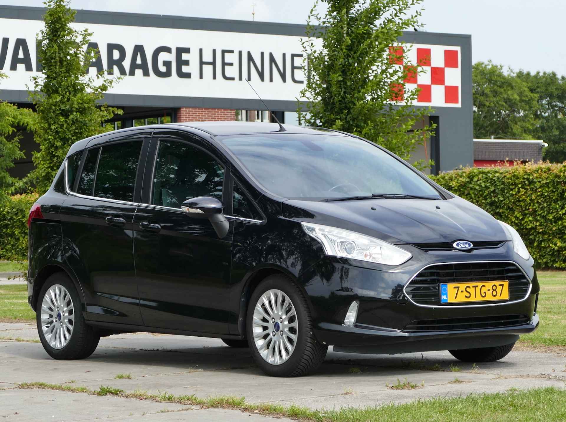 Ford B-MAX 1.0 EcoBoost Titanium | navigatie | all-season-banden | trekhaak | nieuwe distributieriem - 9/44