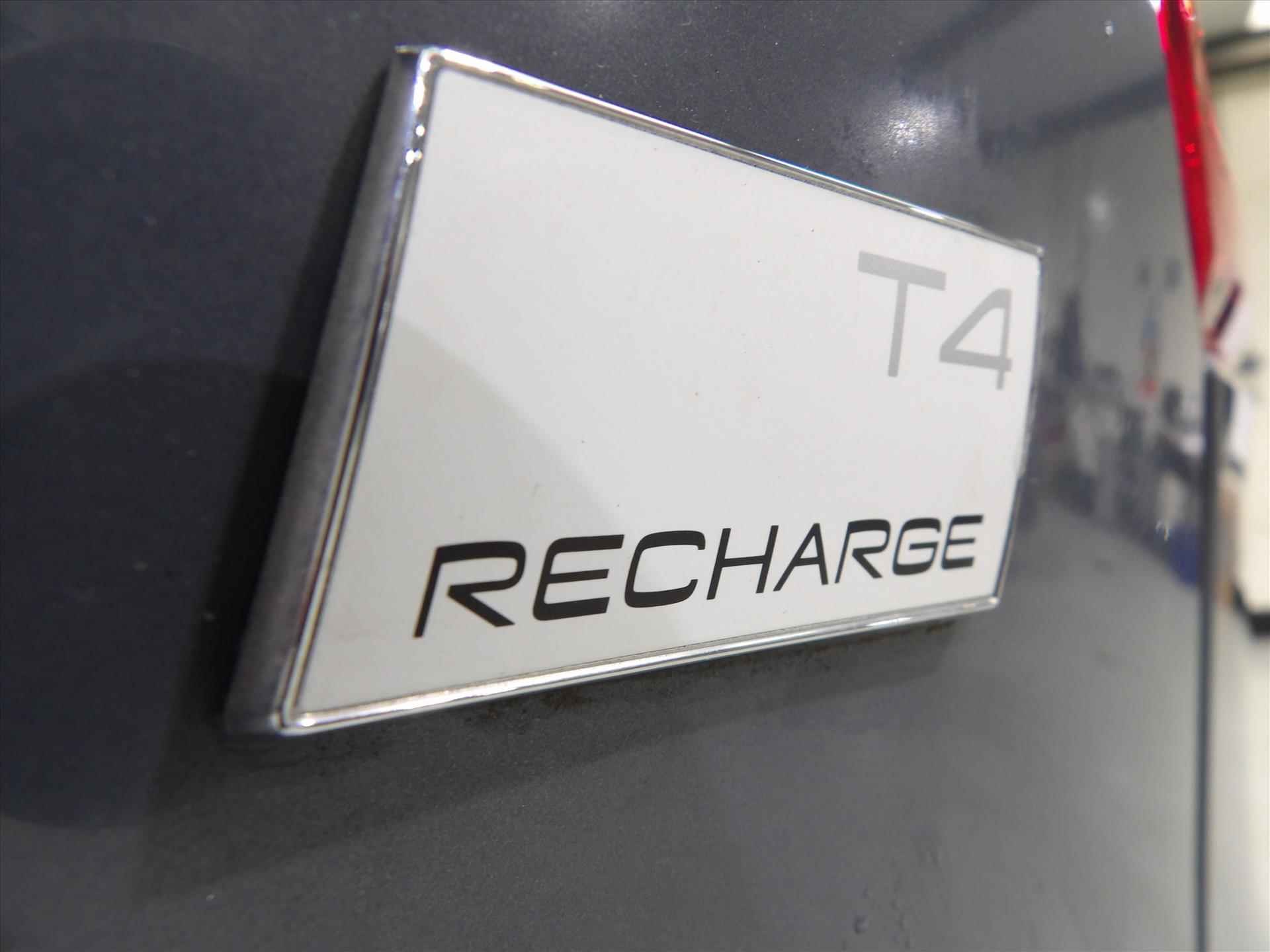 Volvo Xc40 T4 Recharge 211pk Plus Dark - 9/36