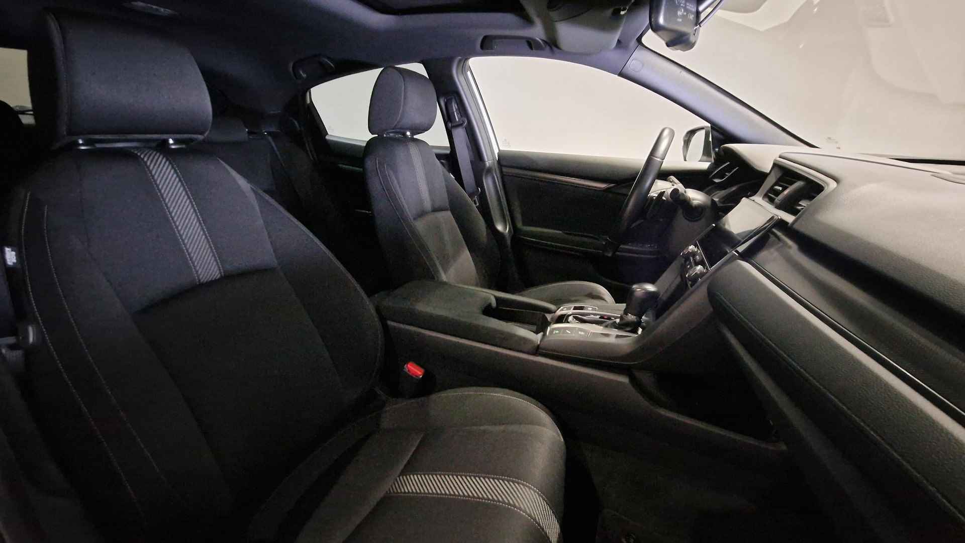 Honda Civic 1.0 i-VTEC Executive | Panoramadak | Afneembare Trekhaak - 8/29