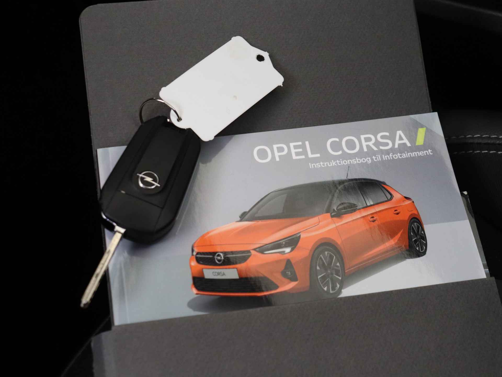 Opel Corsa 1.2 Edition 5 deurs | Navigatie by App | Climate Control - 23/32