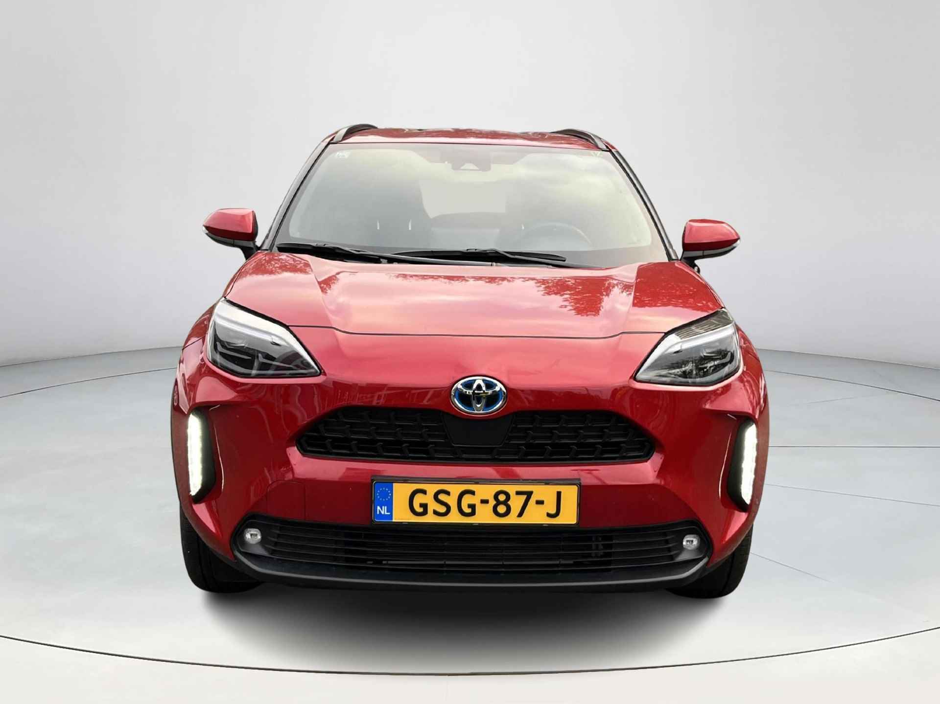 Toyota Yaris Cross 1.5 Hybrid Dynamic | Stoel- en stuurwielverwarming | Carplay | Android Auto | Getint glas - 9/21