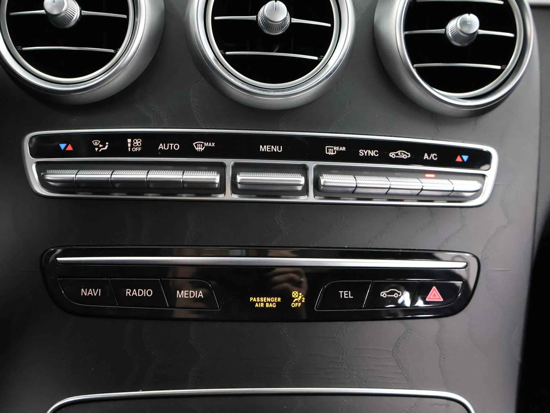 Mercedes-Benz C-klasse Estate 180 Business Solution AMG | Panoramadak | Dodehoekassistent | Elektr. achterklep | digitaal dashboard | achteruitrijcamera | Led-koplampen - 20/42