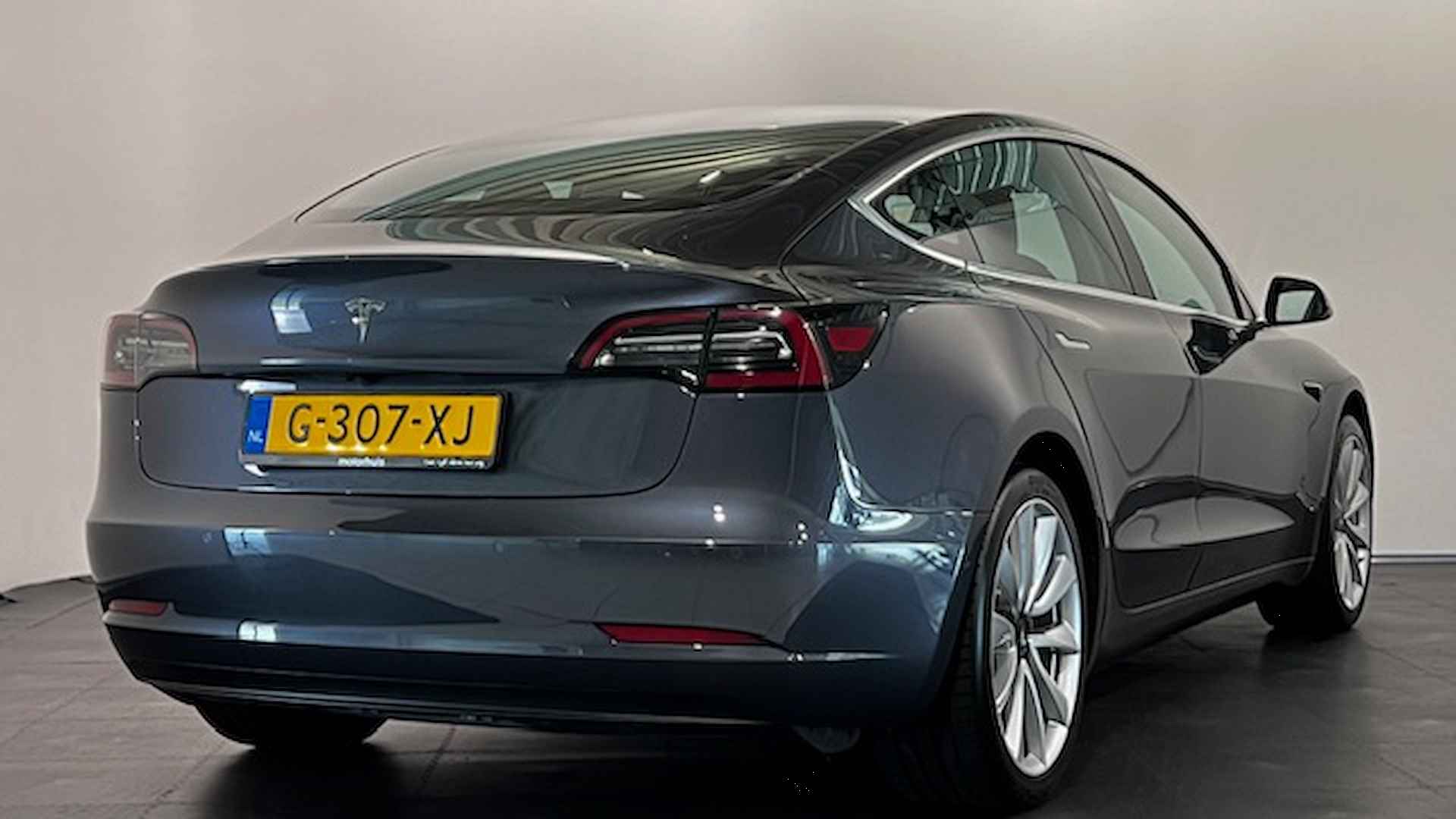 TESLA Model 3 Long-Range Dual Motor AWD | PANORAMA DAK | LEDER - 44/46