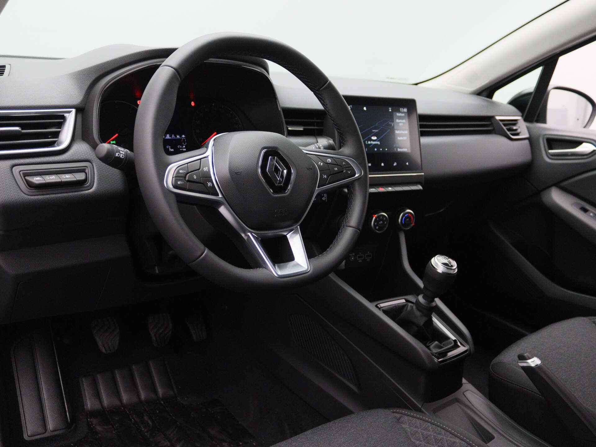 Renault Clio TCe 90pk Equilibre ALL-IN PRIJS! Airco | Navi | Parkeersensoren A. - 4/67