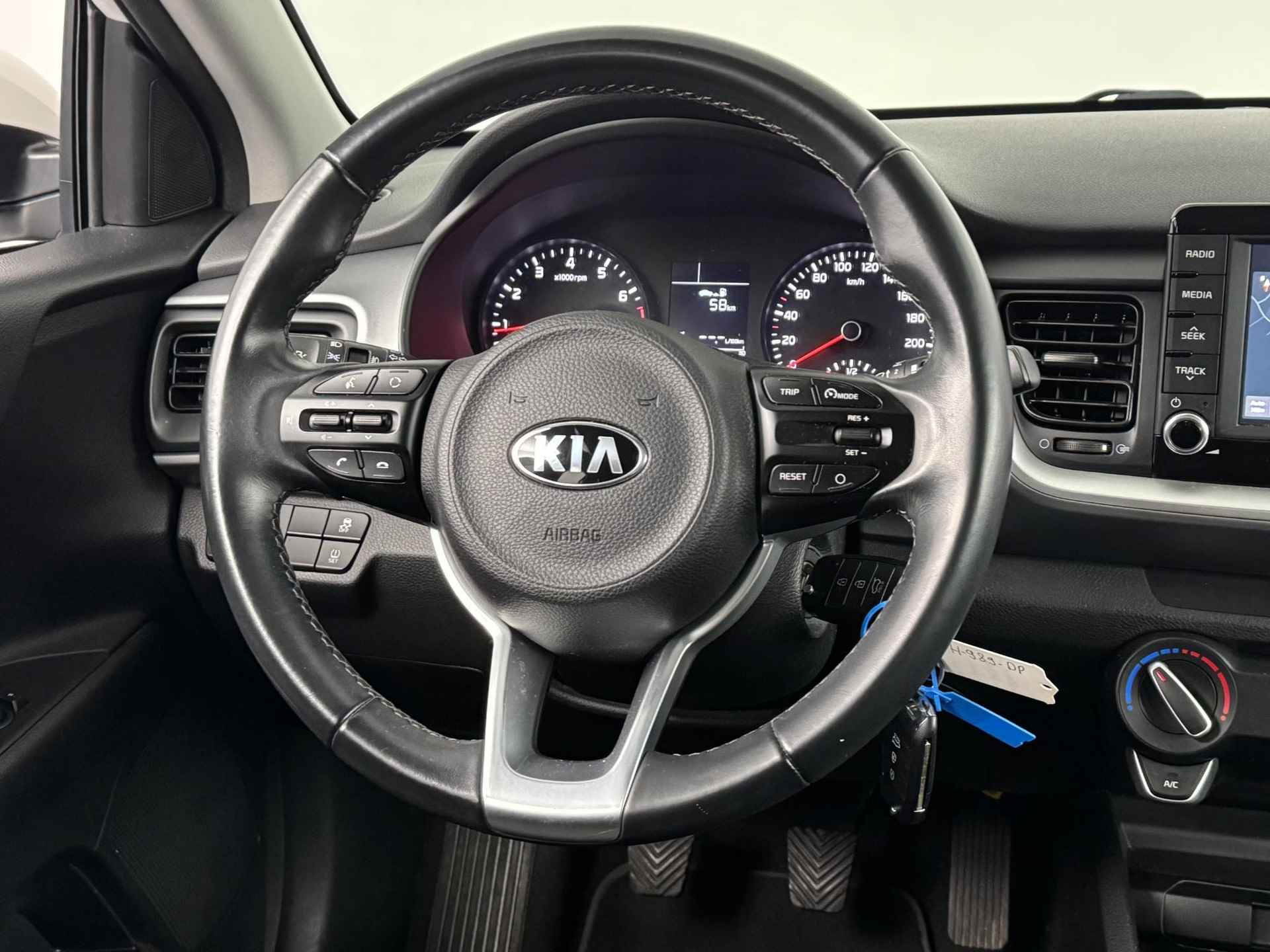 Kia Stonic 1.0 T-GDi DynamicLine | Navigatie | Camera | Carplay | - 28/44