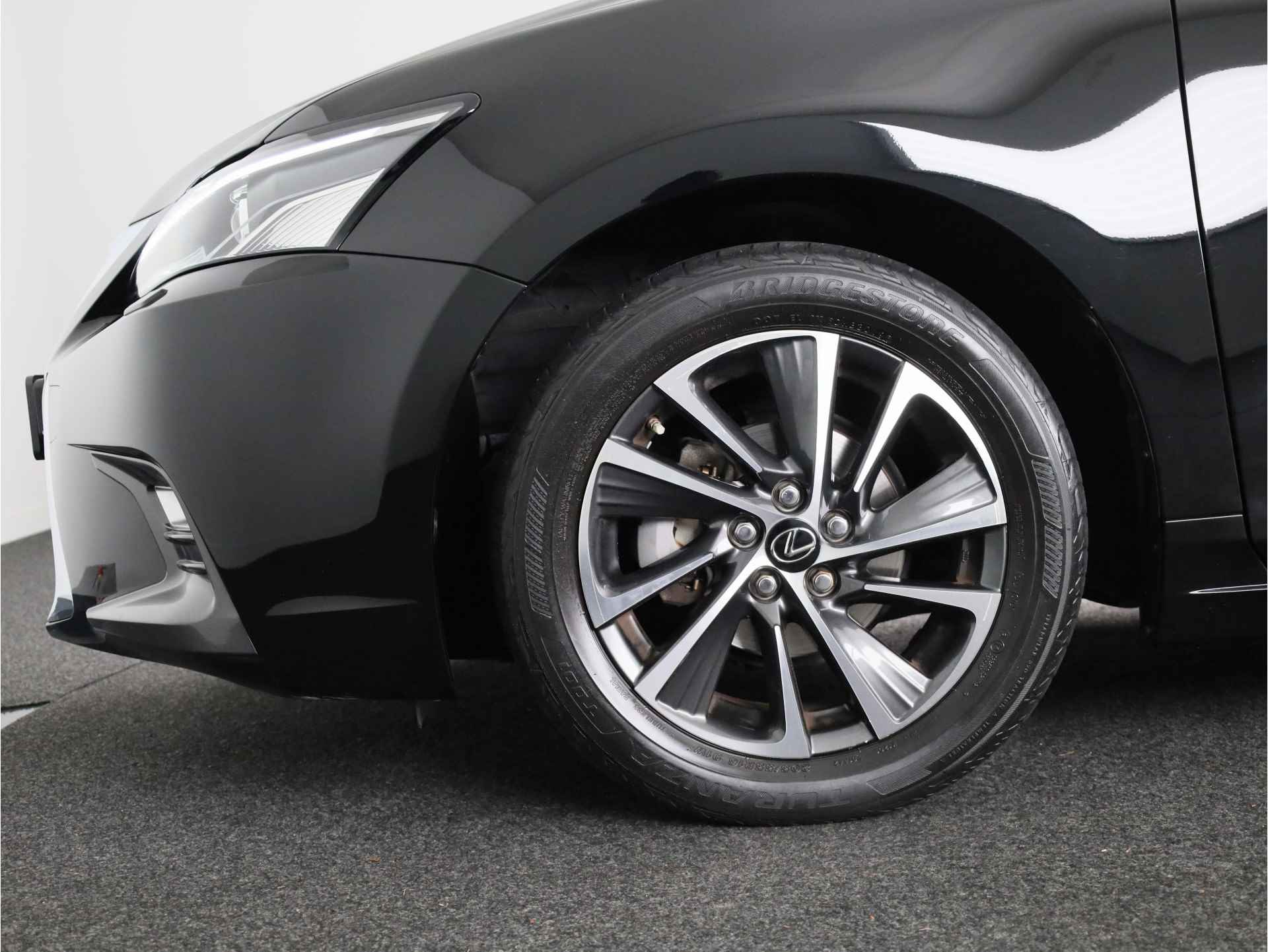 Lexus CT 200h Business Line Pro | Navigatie | Camera | LM velgen | Cruise Control Adaptief | Climate Control | - 33/36